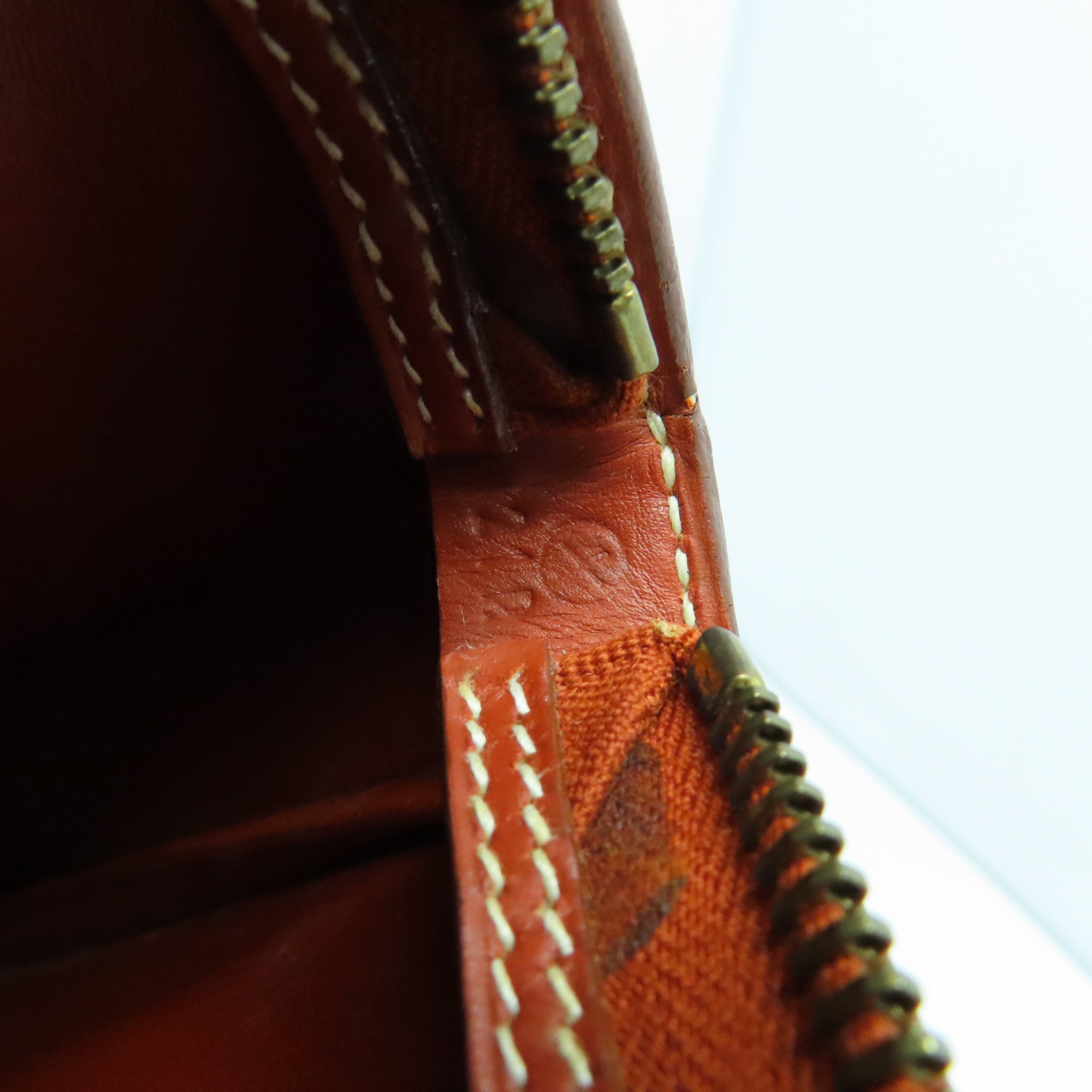 HERMES 【激減優惠】Box Calf皮革Vintage Bag金扣手挽袋啡色