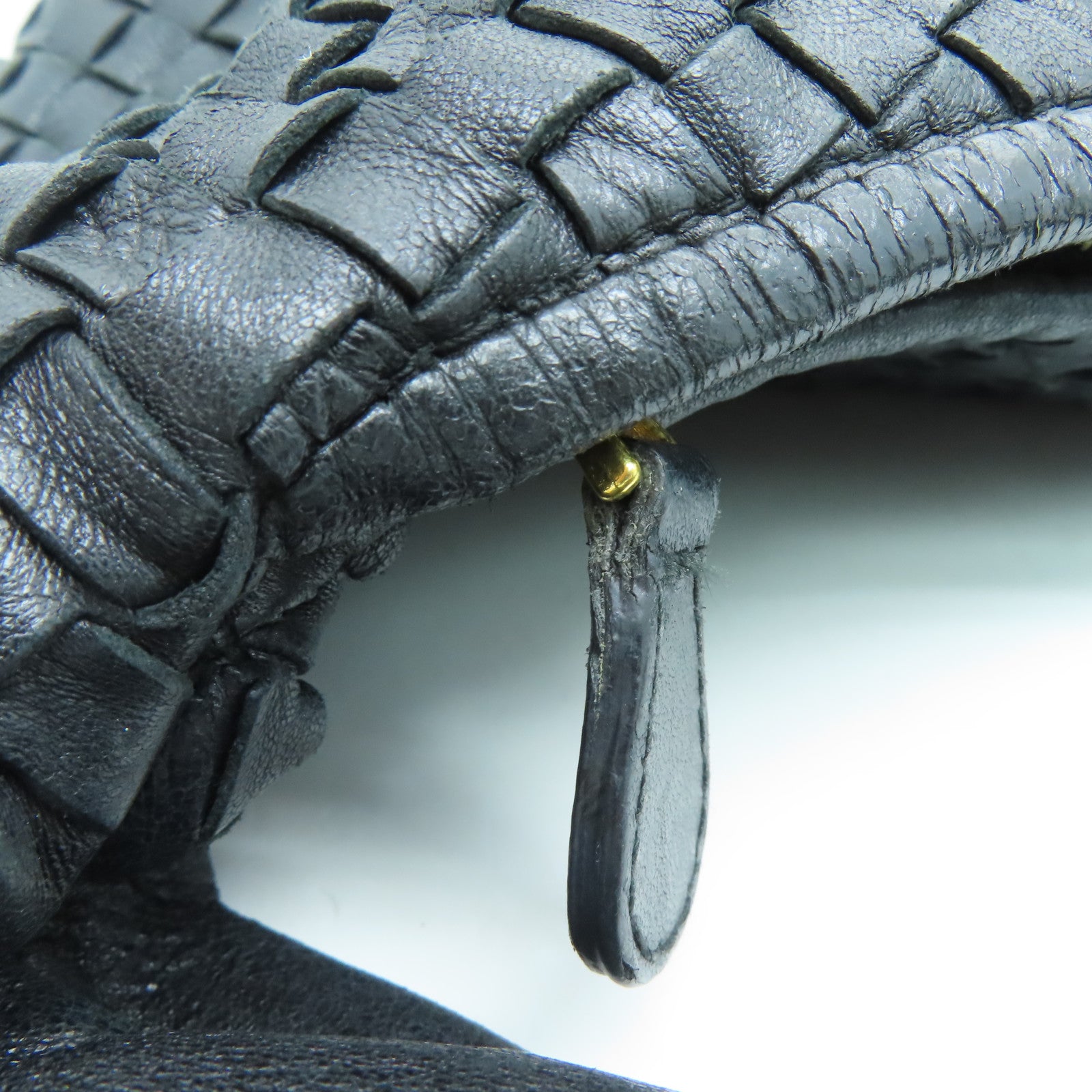 BOTTEGA VENETA 织纹皮革Shoulder Bag金扣肩背袋黑色
