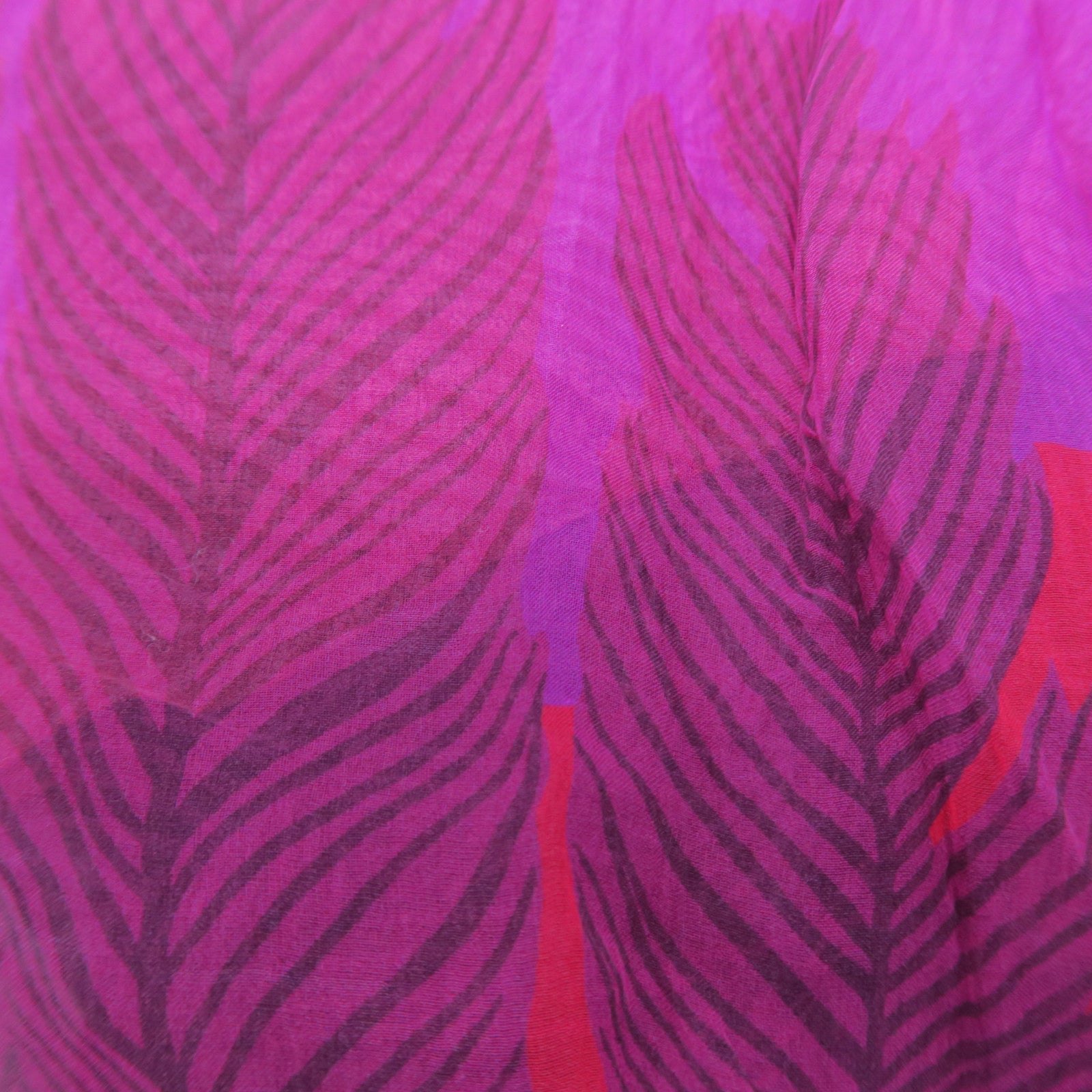 HERMES 【激減優惠】絲質Scarf絲巾粉紅色/紅色