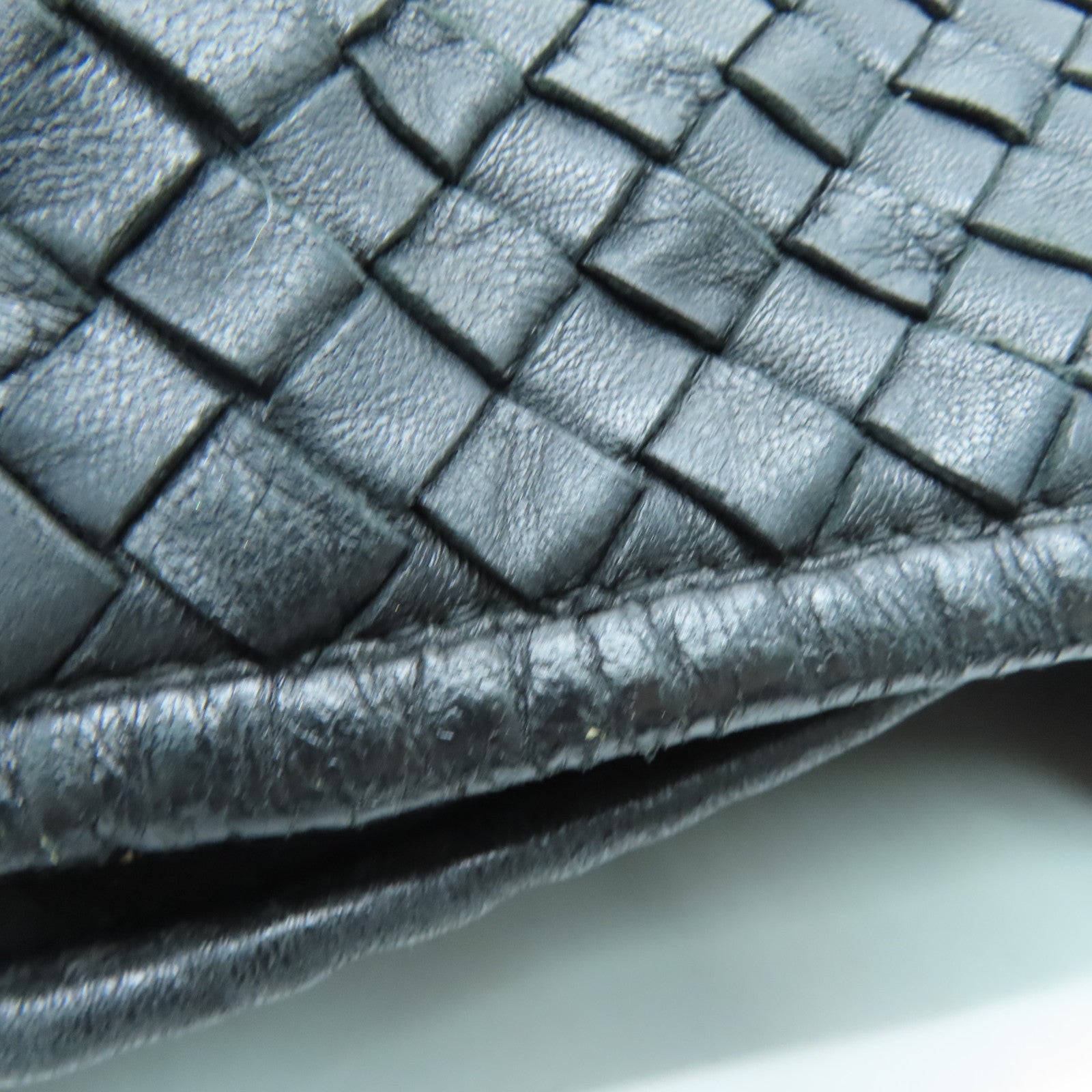 BOTTEGA VENETA 织纹皮革Shoulder Bag金扣肩背袋黑色