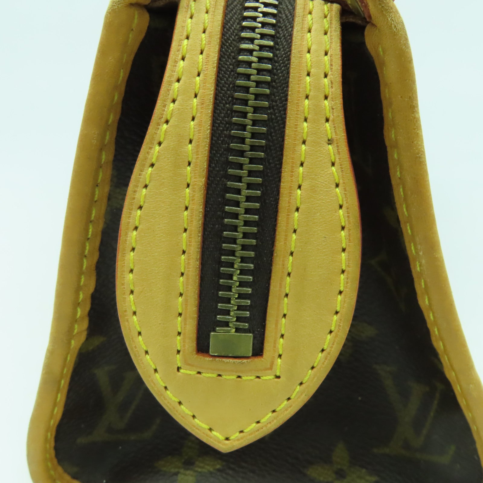 LOUIS VUITTON Monogram Popincourt金扣手挽袋啡色