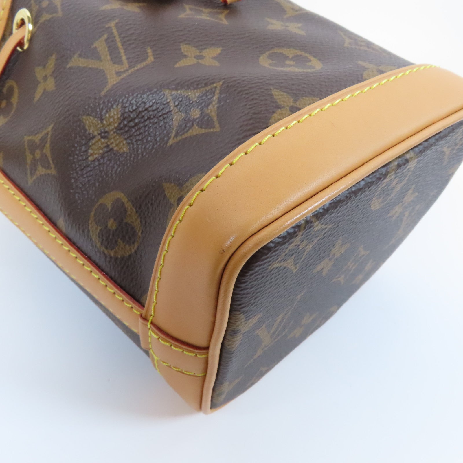 LOUIS VUITTON Monogram Nano Noe金扣肩背袋啡色