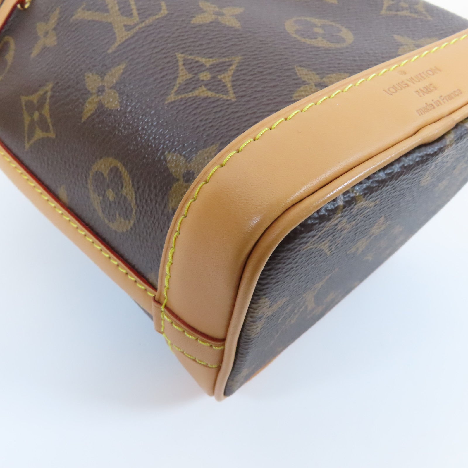 LOUIS VUITTON Monogram Nano Noe金扣肩背袋啡色