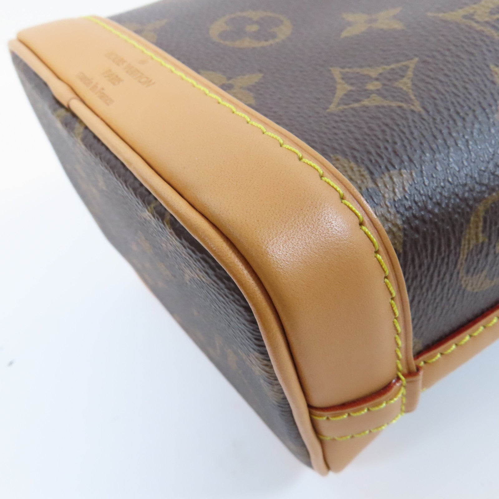 LOUIS VUITTON Monogram Nano Noe金扣肩背袋啡色