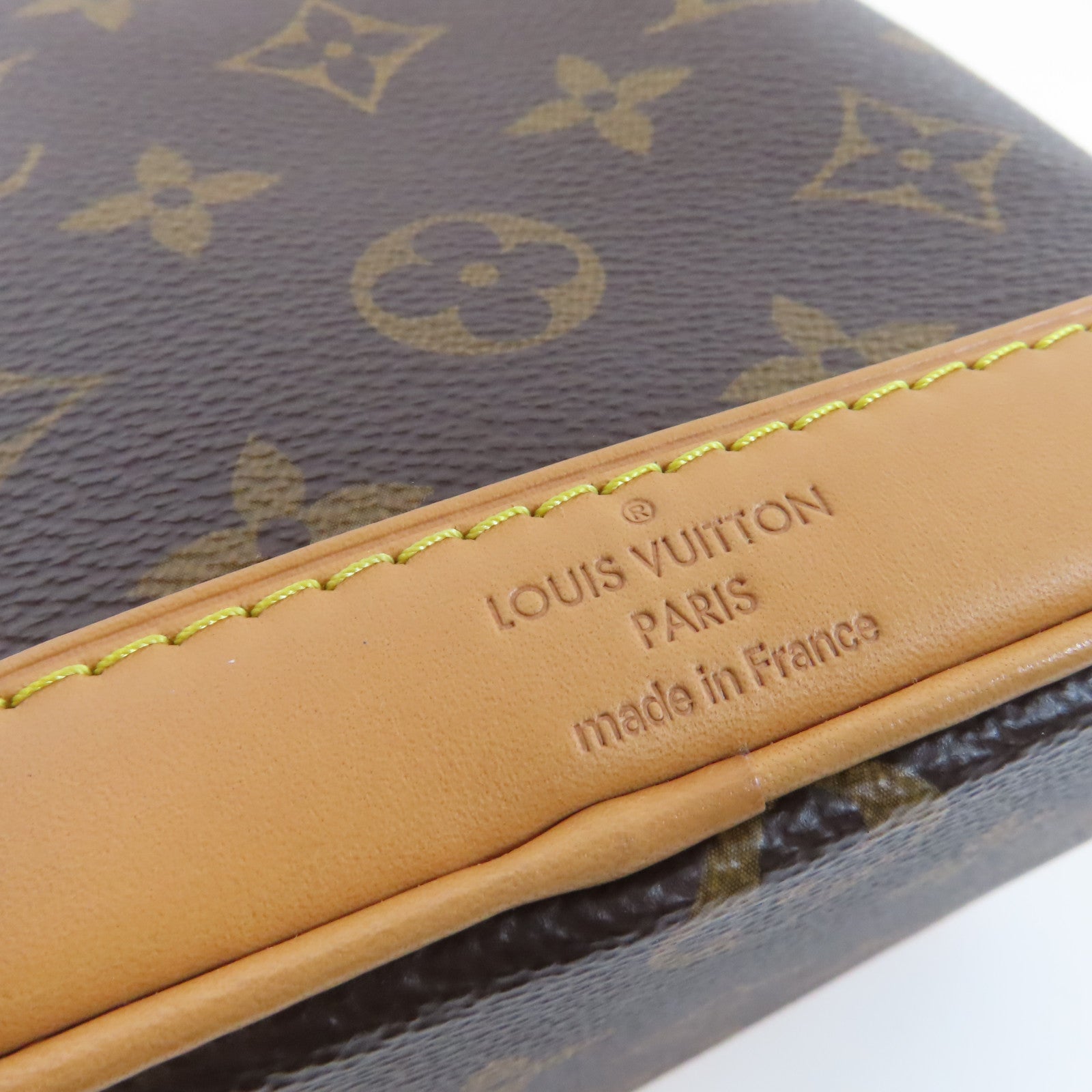 LOUIS VUITTON Monogram Nano Noe金扣肩背袋啡色