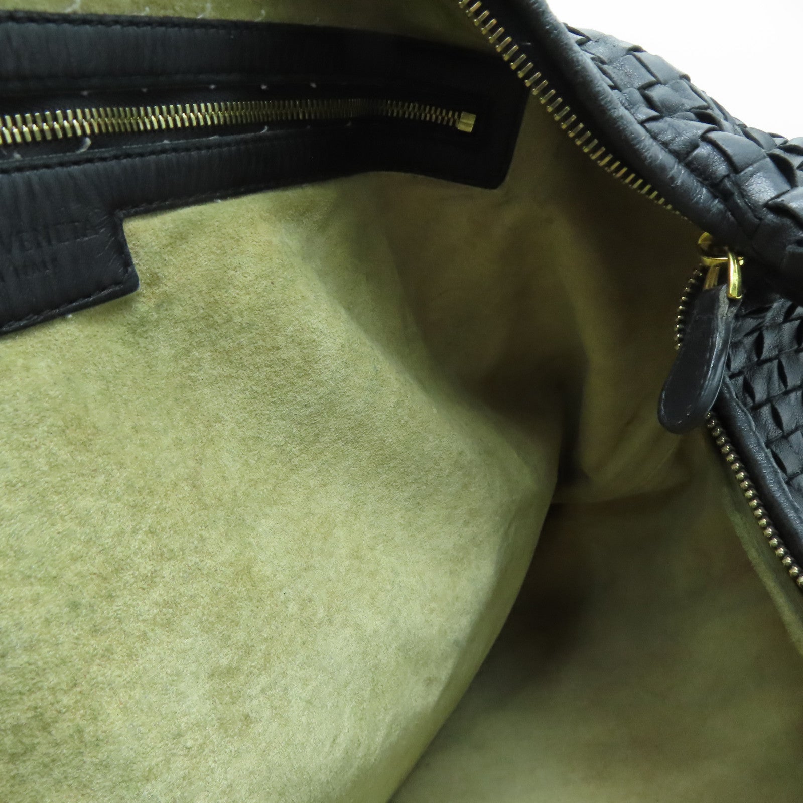 BOTTEGA VENETA 织纹皮革Shoulder Bag金扣肩背袋黑色