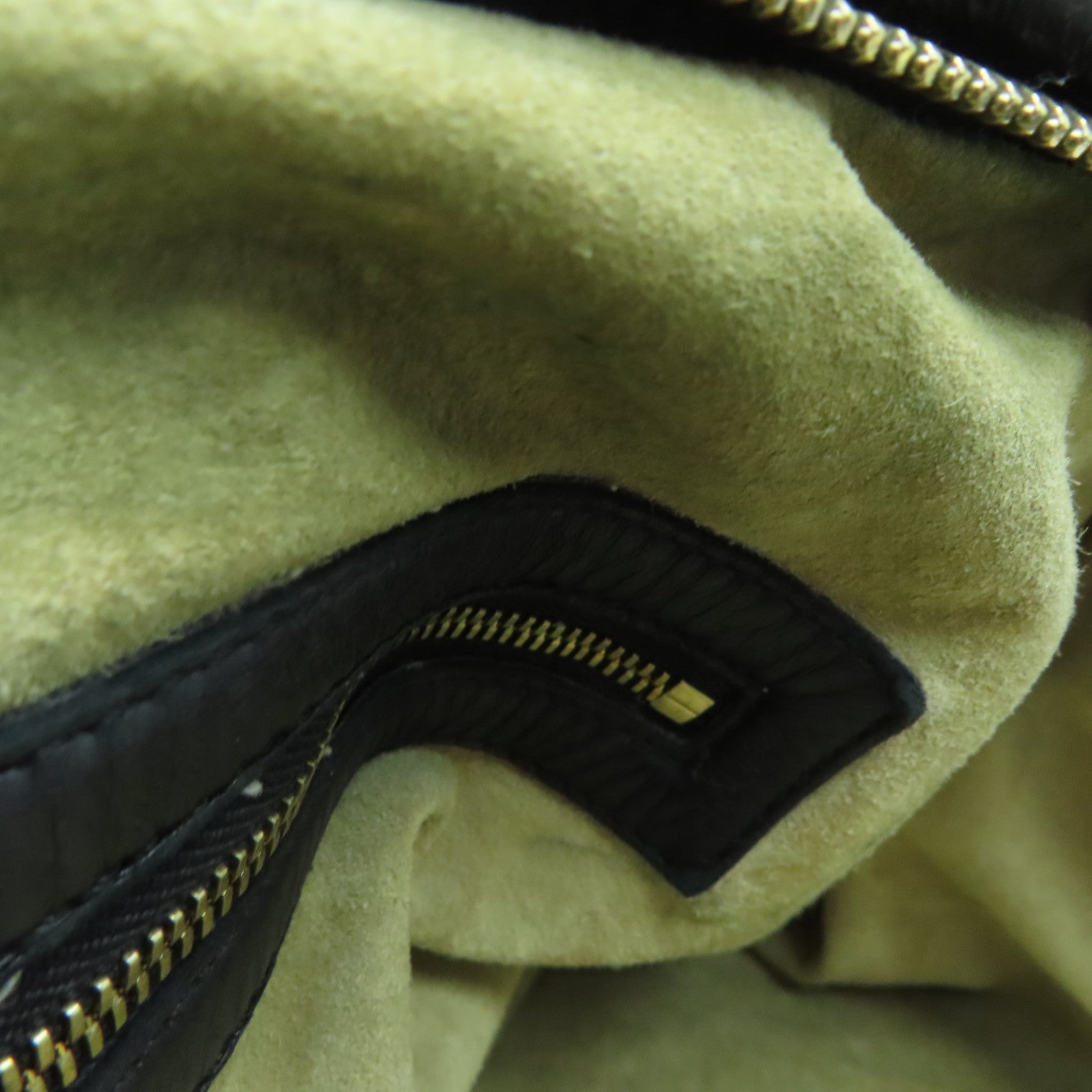 BOTTEGA VENETA 织纹皮革Shoulder Bag金扣肩背袋黑色