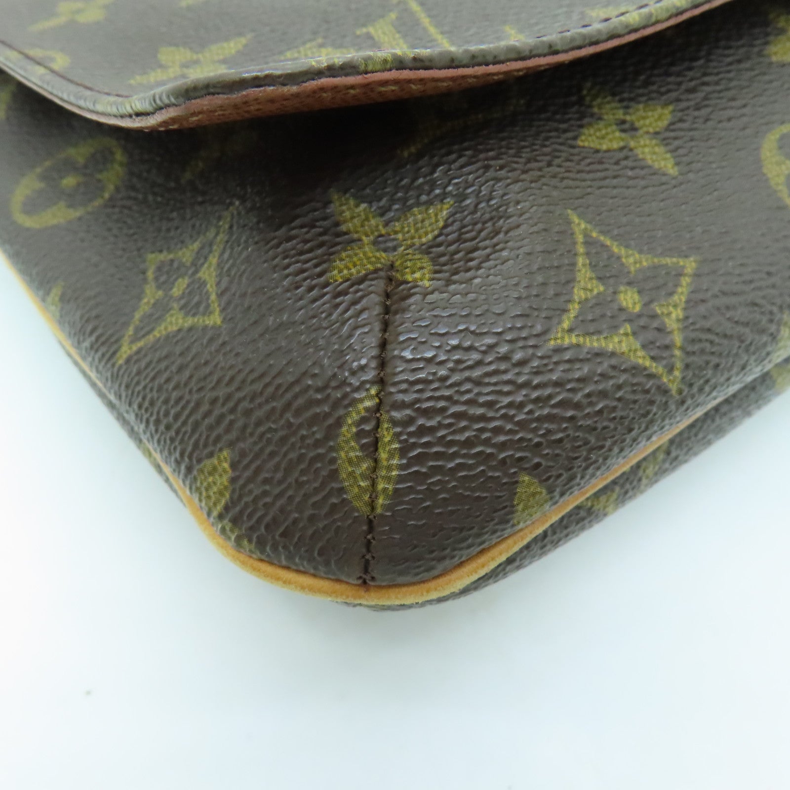 LOUIS VUITTON Monogram Musette Tango金扣肩背袋棕色