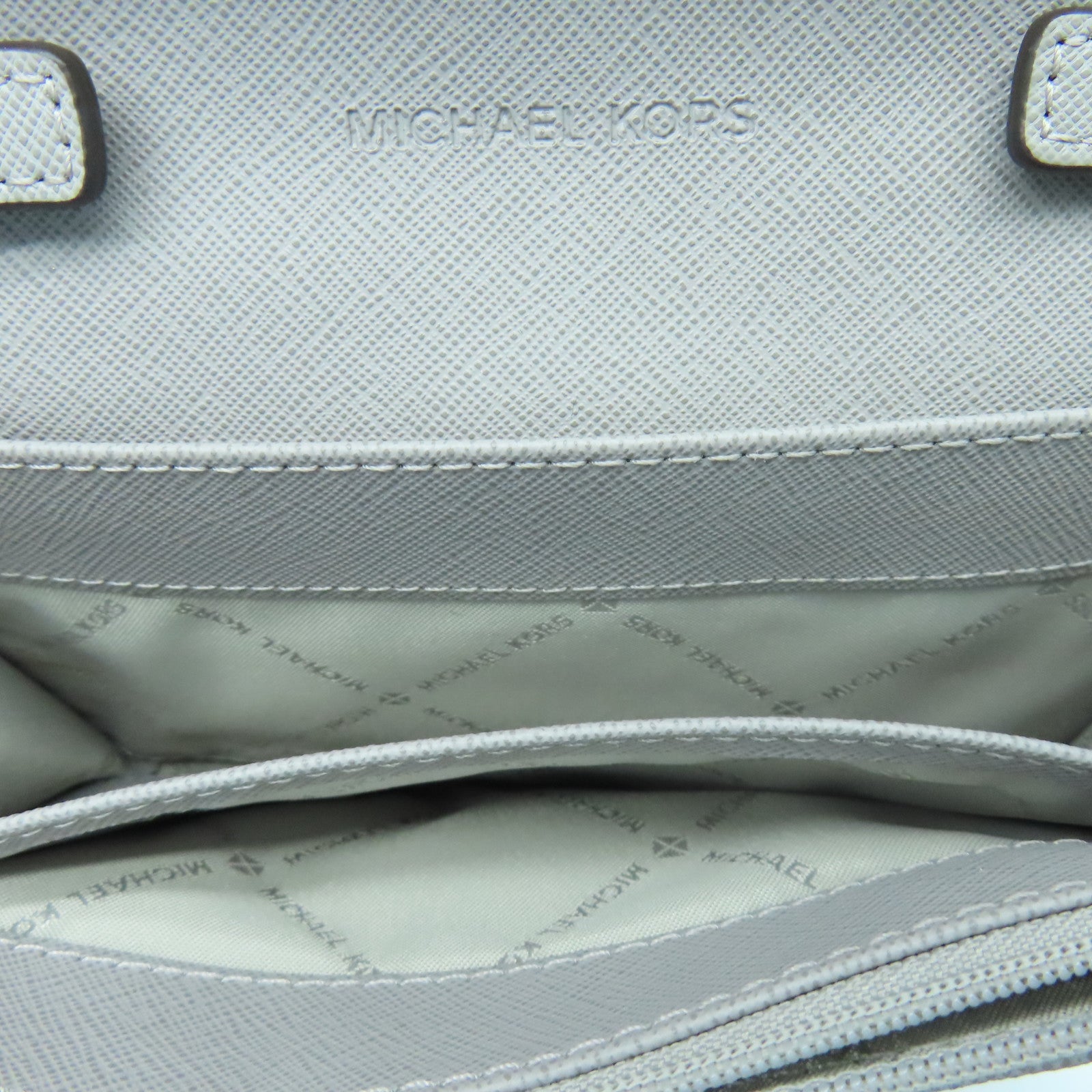 Michael Kors Leather Shoulder Bag Silver Buckle Chain Shoulder Bag Gray