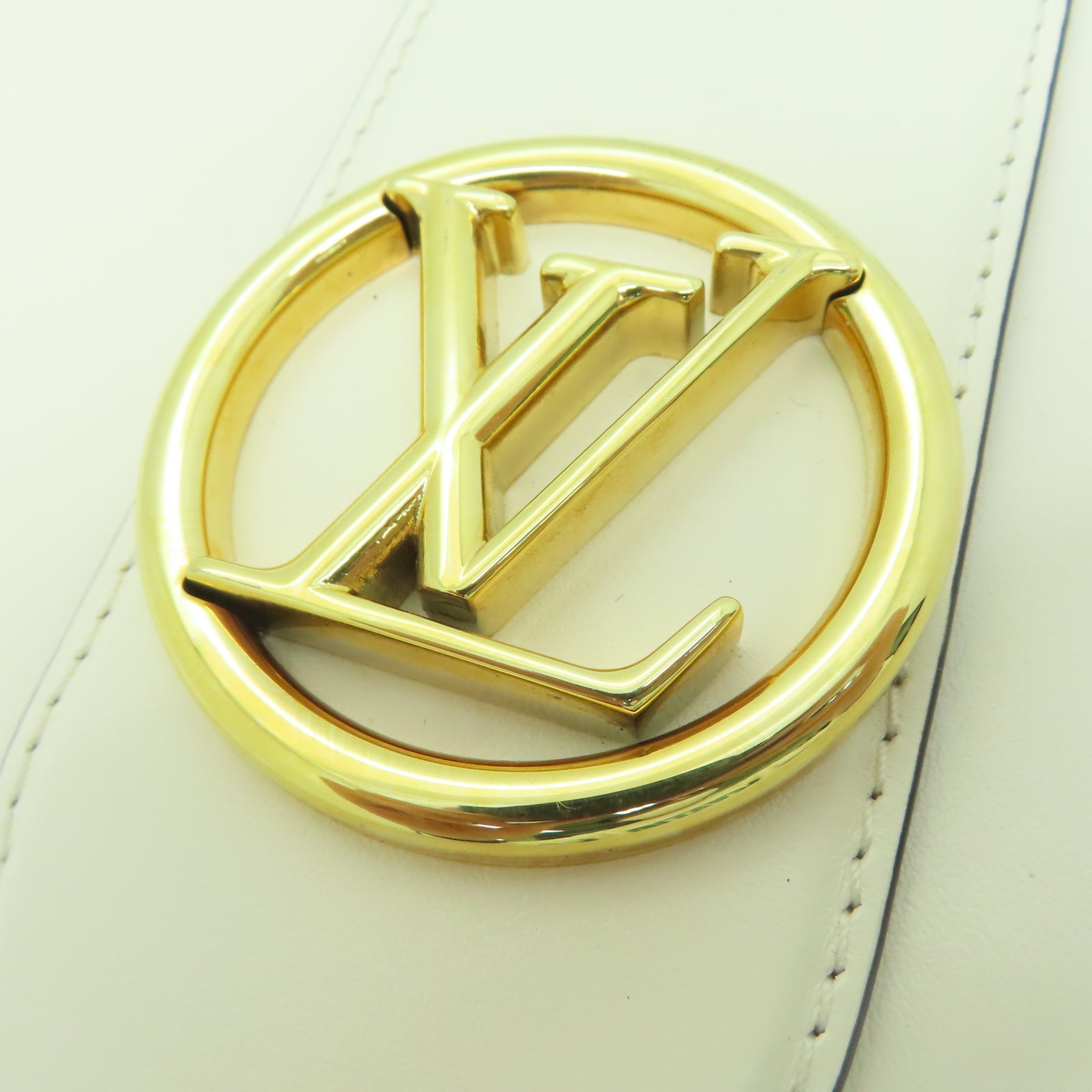 LOUIS VUITTON Leather Pont 9 Gold Buckle Shoulder Bag Cream