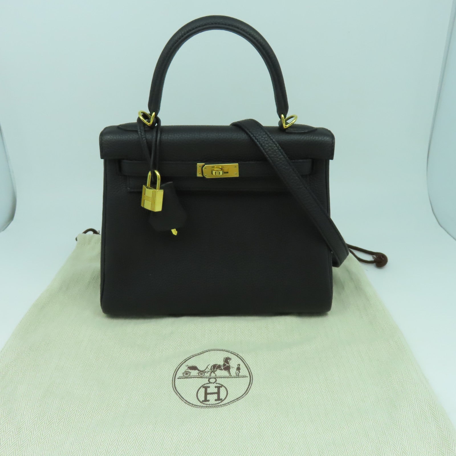 HERMES Togo皮革Kelly 25金扣手挽肩背兩用袋Noir黑色