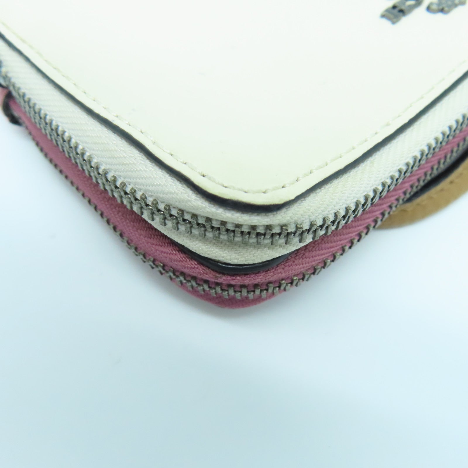 COACH Leather Pouch Silver Buckle Clutch White/Pink