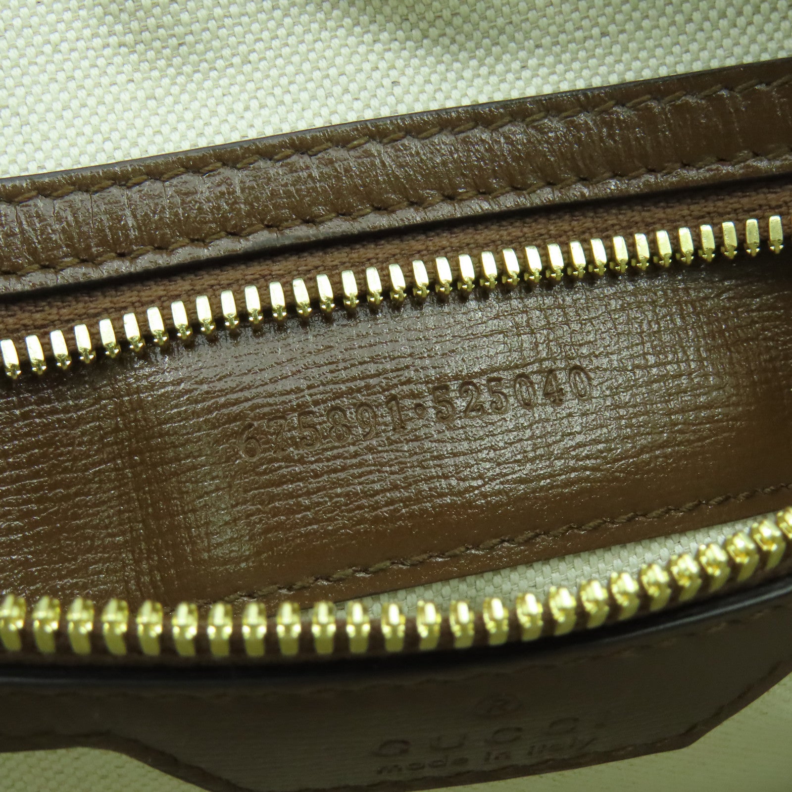 GUCCI 塗層帆布Interlocking G Bag金扣肩背袋啡色
