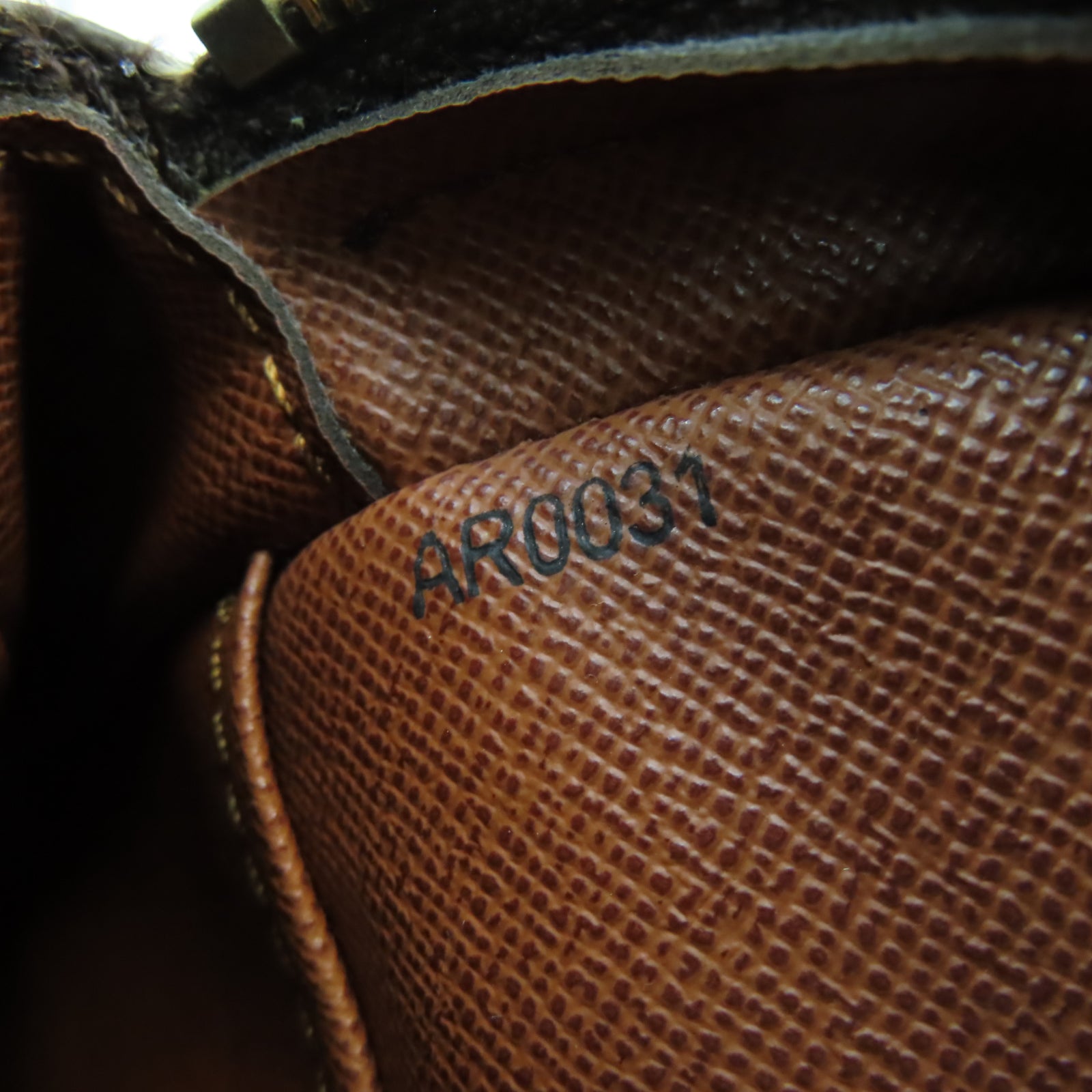 LOUIS VUITTON Monogram Danube金扣肩背袋啡色