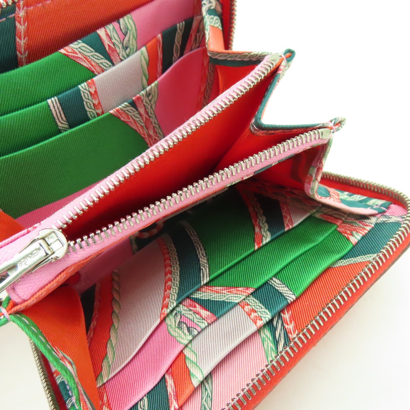 HERMES Clemence皮革Silk in Wallet銀扣錢包牡丹紅色