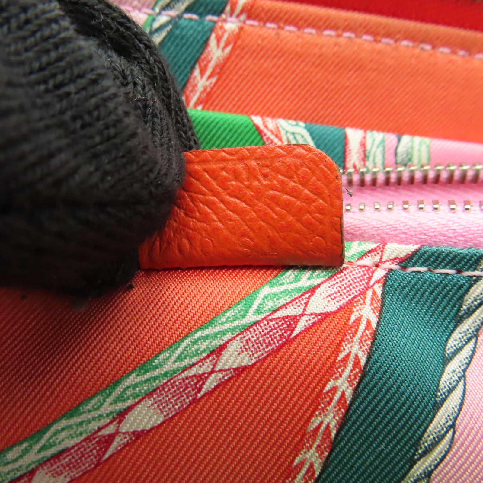 HERMES Clemence皮革Silk in Wallet銀扣錢包牡丹紅色