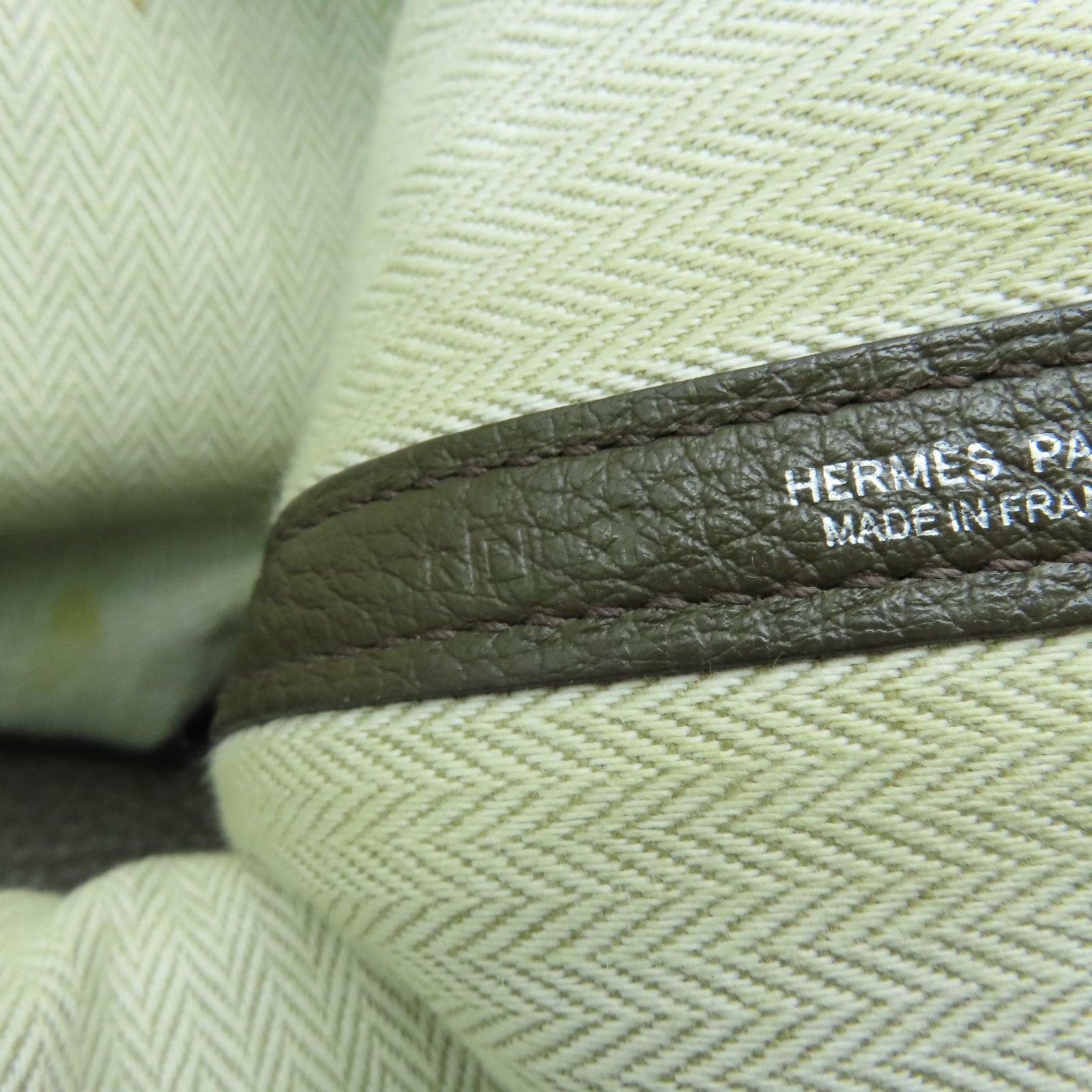 HERMES Negonda Leather Garden Party PM Silver Button Handle Bag Green