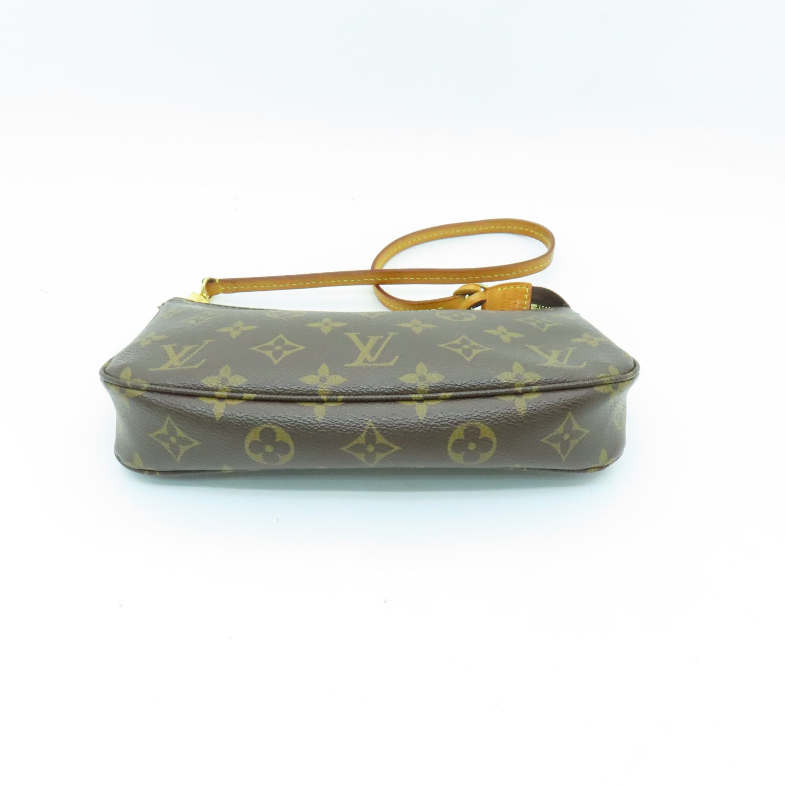 LOUIS VUITTON Monogram Pochette Accessories金扣手挽袋啡色