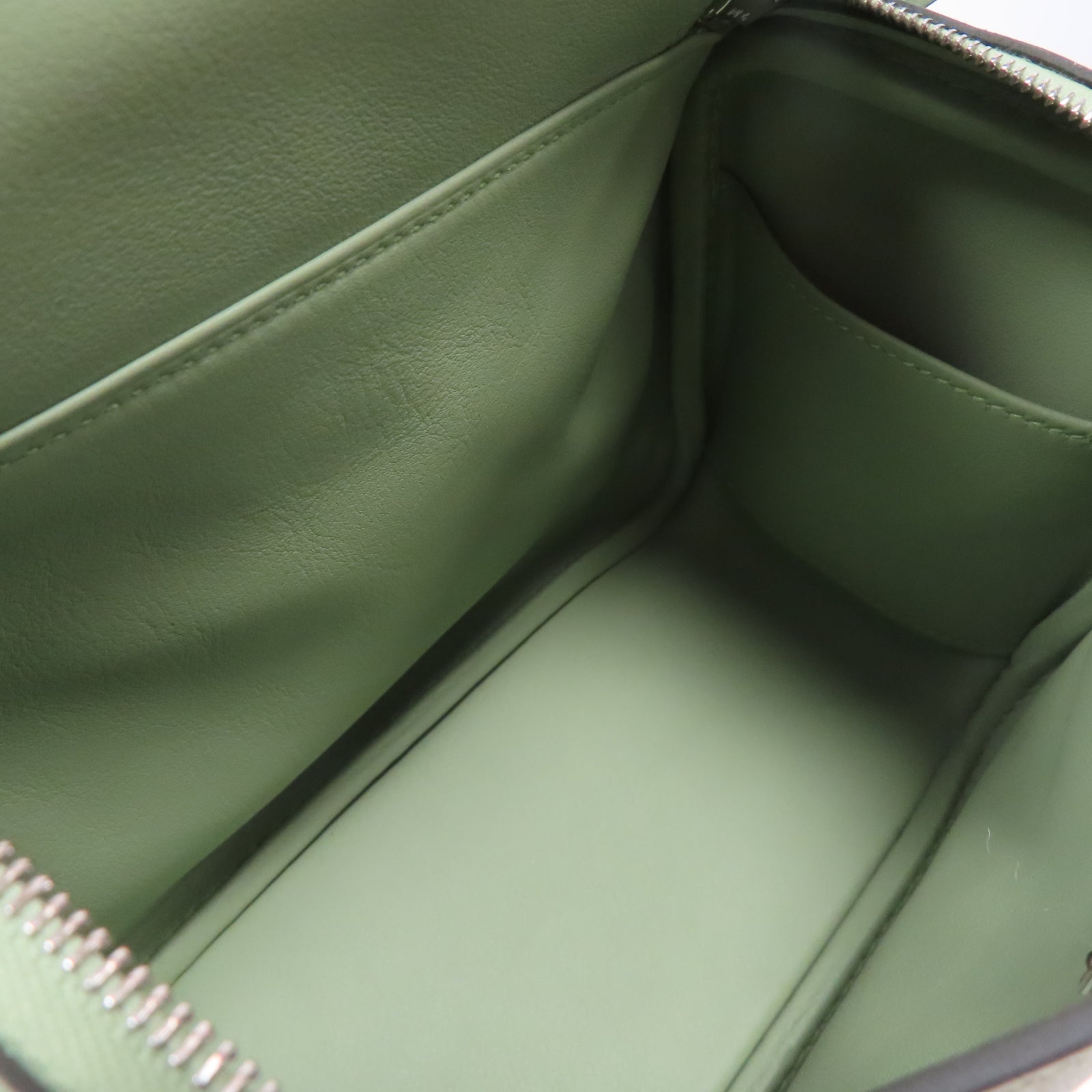 HERMES Swift皮革Mini Lindy銀扣肩背袋牛油果綠色