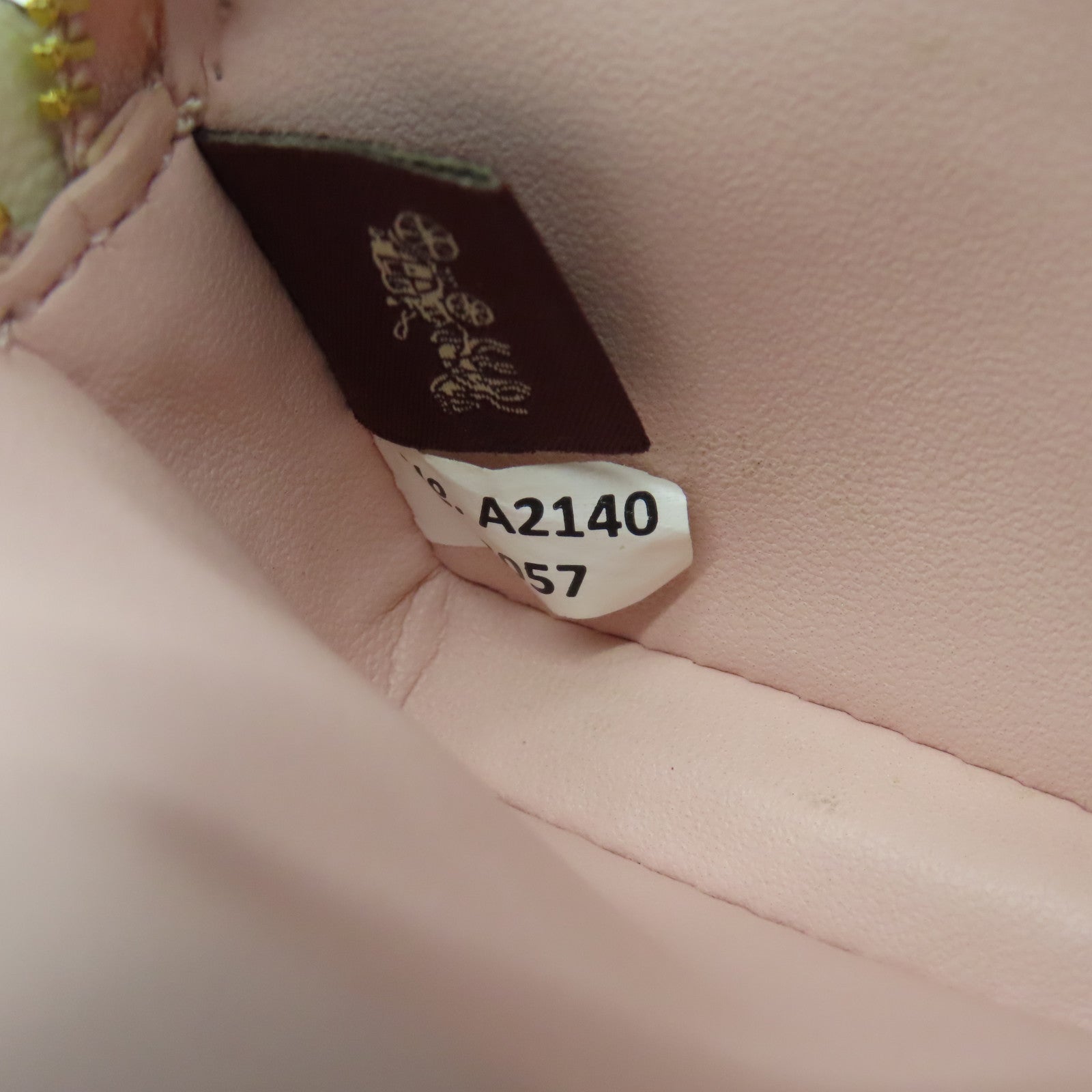 COACH Leather Card Case Gold Buckle White/Pink