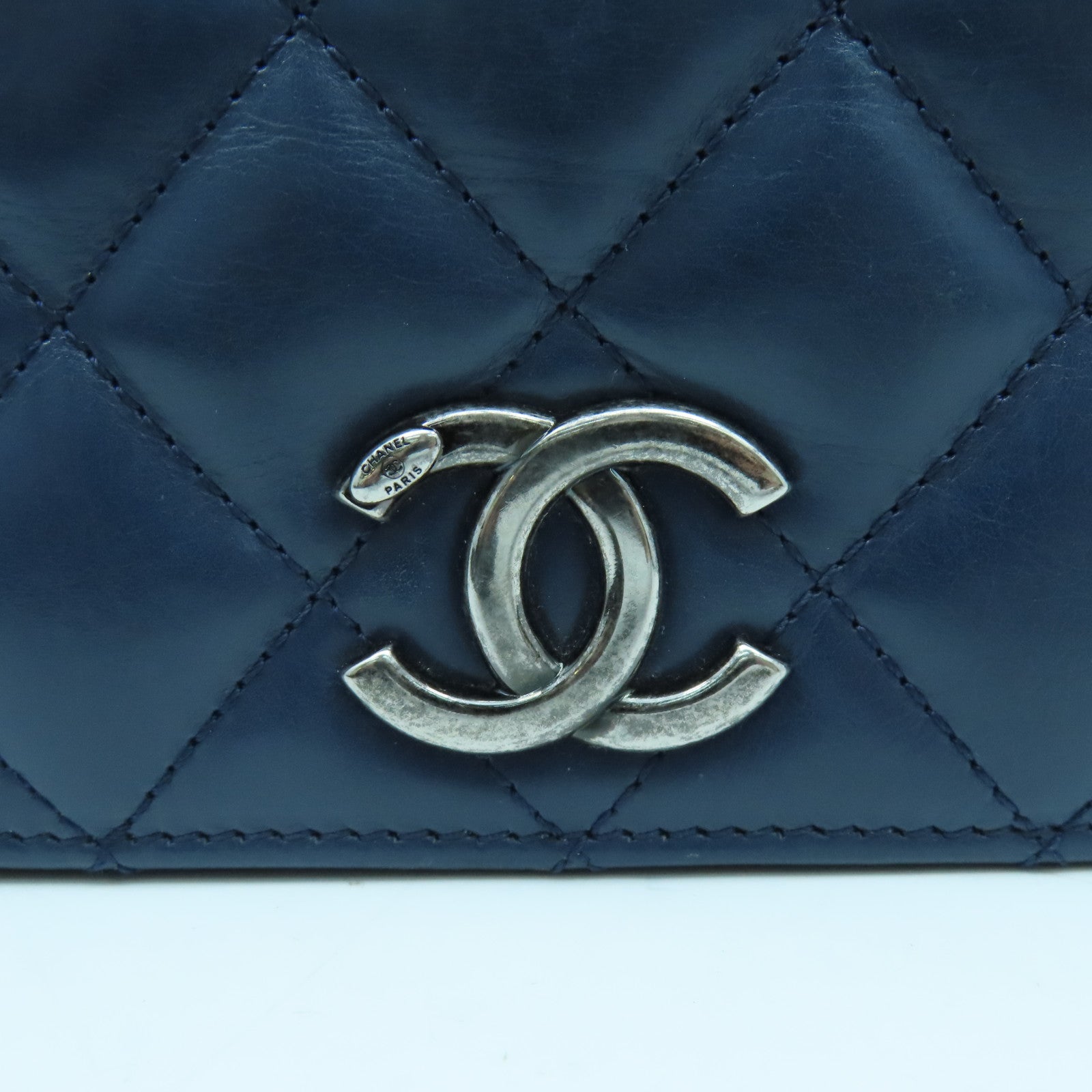 CHANEL 菱格牛皮皮革Chain Shoulder銀扣鏈帶肩背袋藍色