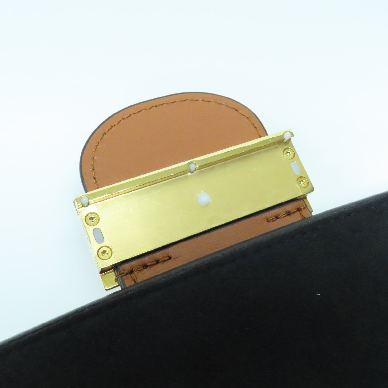 LOUIS VUITTON Monogram Reverse Mini Dauphine金扣肩背袋啡色