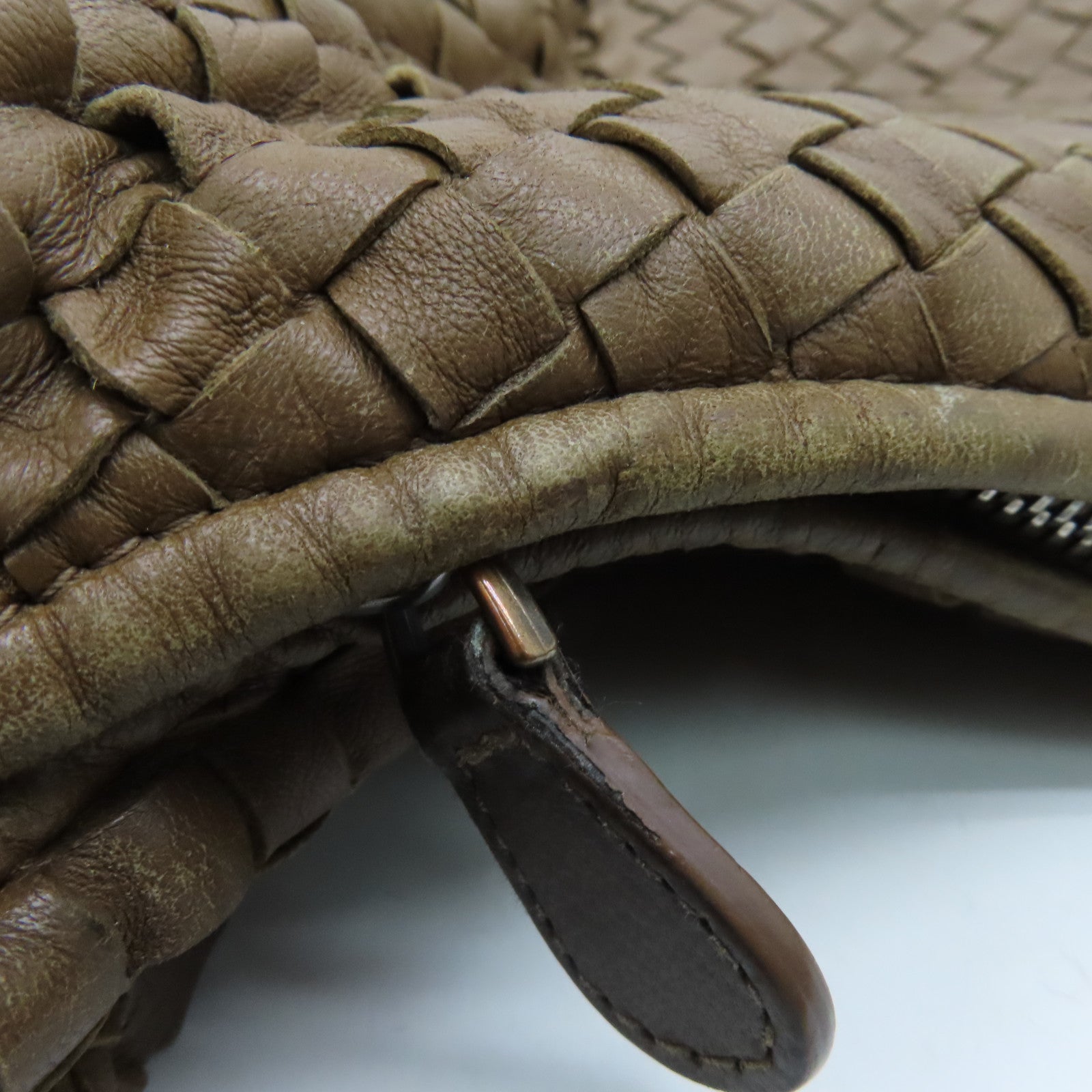 BOTTEGA VENETA 羊皮皮革Shoulder Bag銀扣肩背袋淺啡色