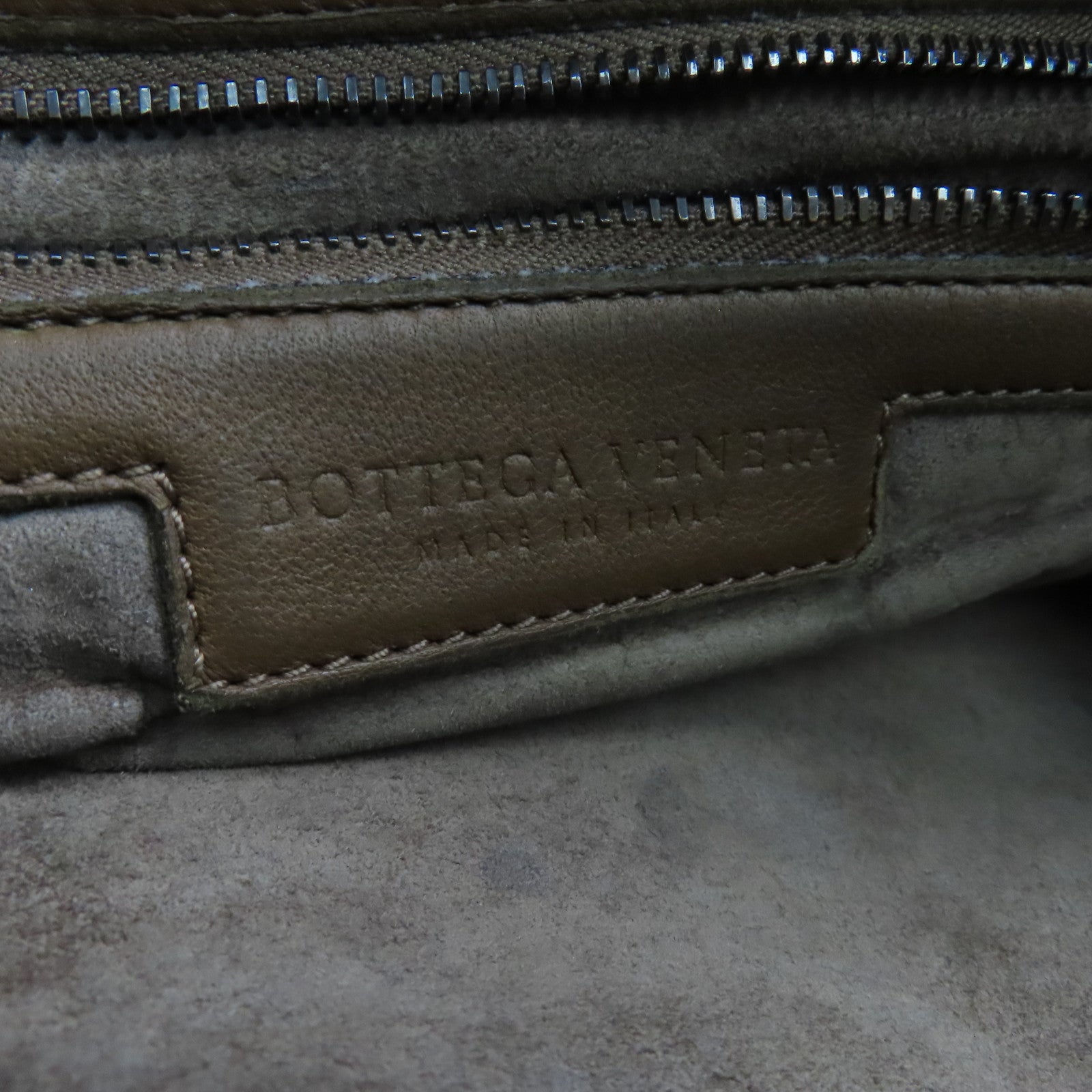 BOTTEGA VENETA 羊皮皮革Shoulder Bag銀扣肩背袋淺啡色