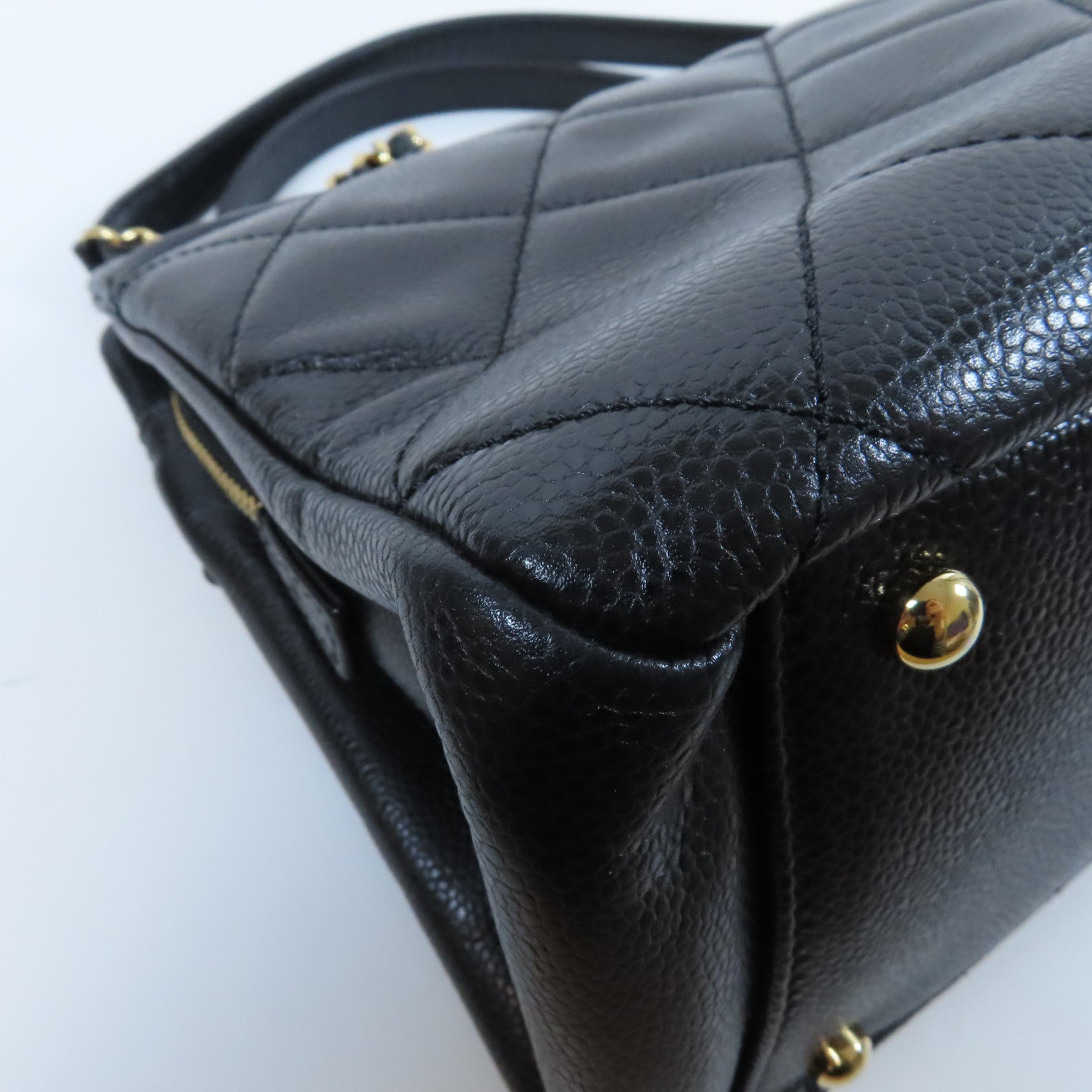 CHANEL 菱格Caviar皮革Chain Tote金扣鏈帶肩背袋黑色