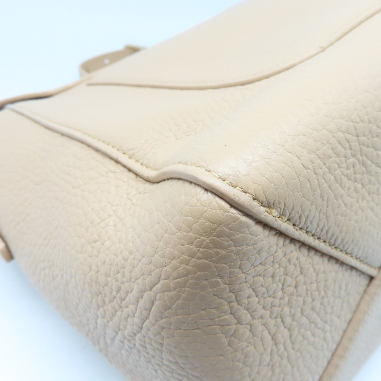 Furla 【激減優惠】牛皮皮革Shoulder Bag金扣肩背袋淺褐色