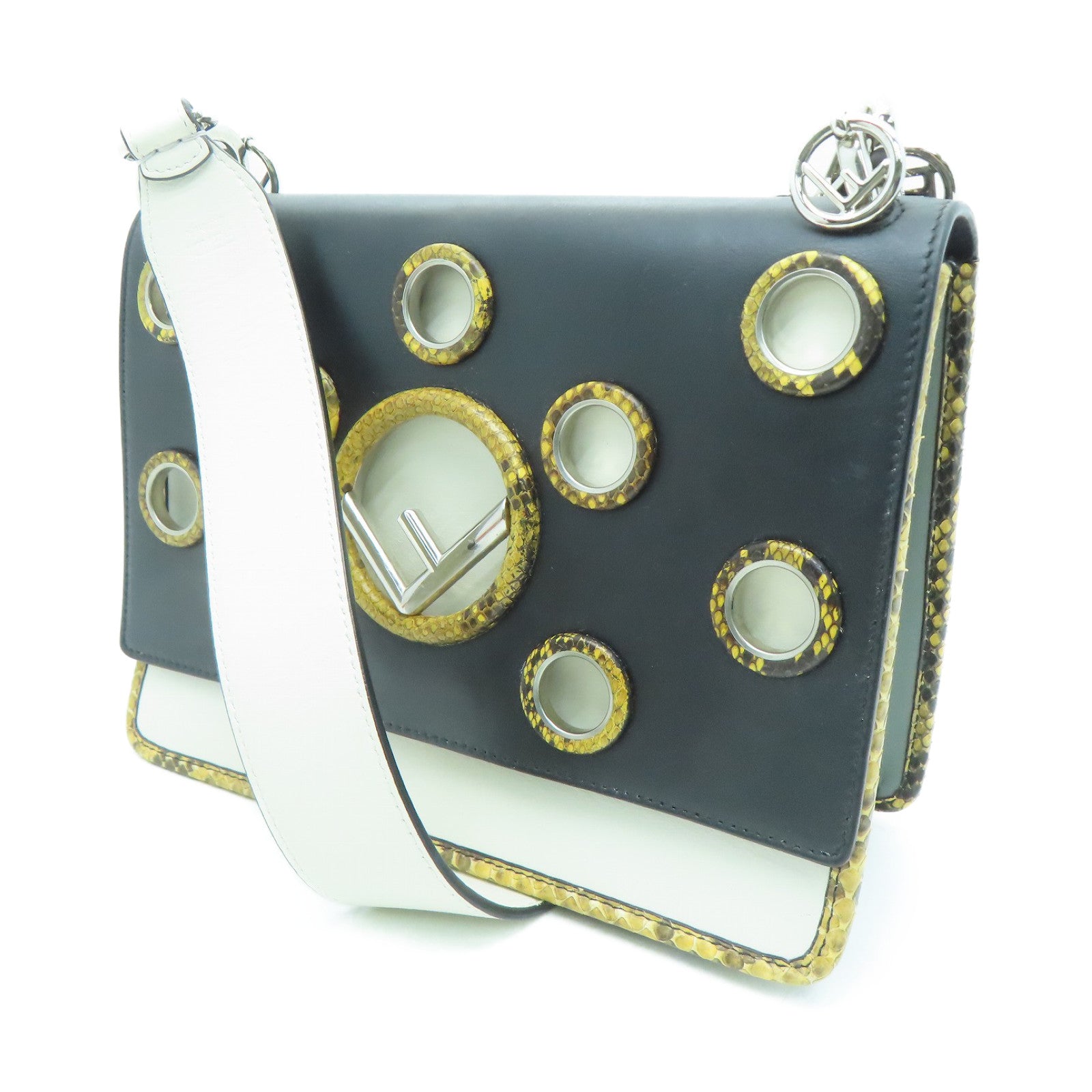 FENDI 牛皮皮革Shoulder Bag银扣肩背袋黑色/白色