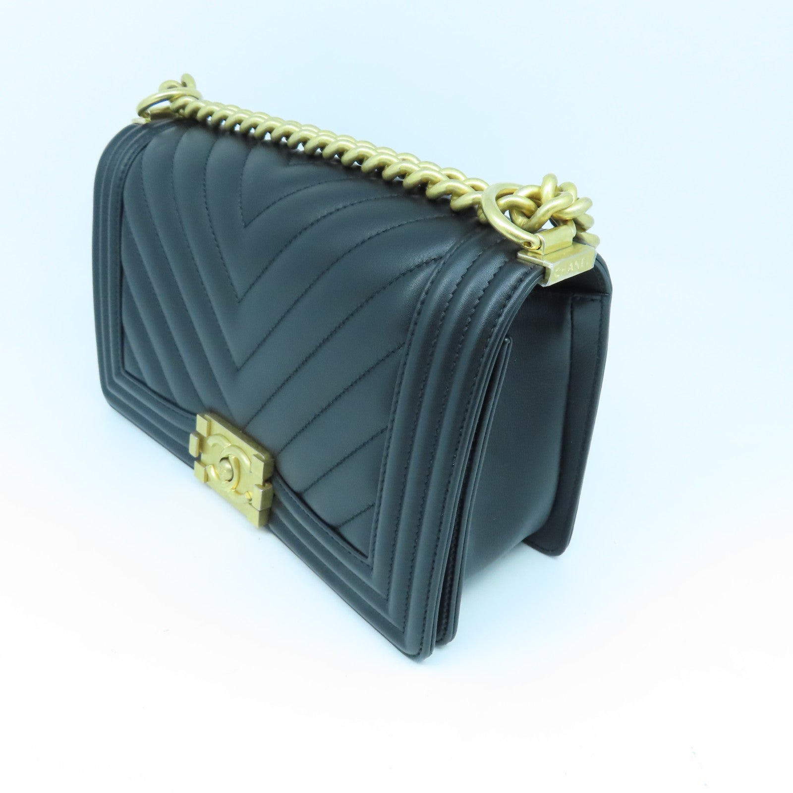 CHANEL 斜纹Boy Chanel金扣链带肩背袋黑色