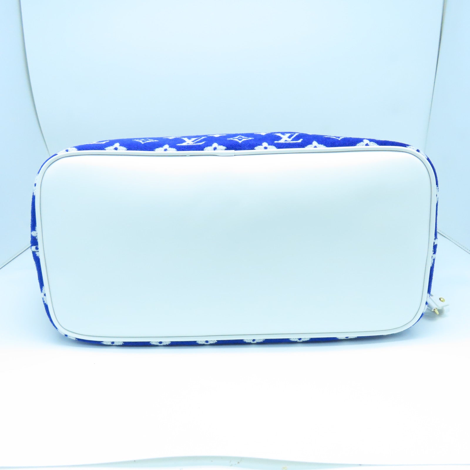LOUIS VUITTON Jacquard Canvas/Leather Neverfull MM Gold Buckle Handle Bag White/Blue