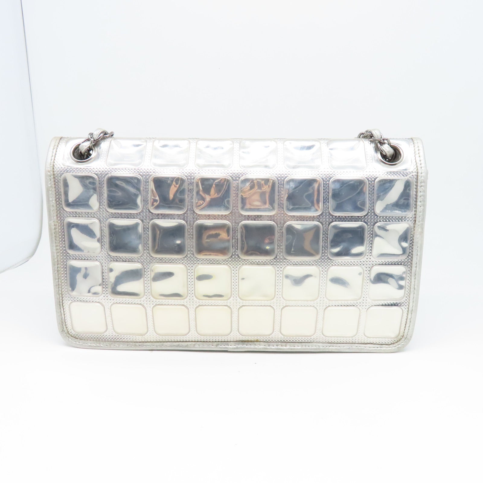 CHANEL 菱格牛皮皮革Chain Shoulder銀扣肩背袋銀色