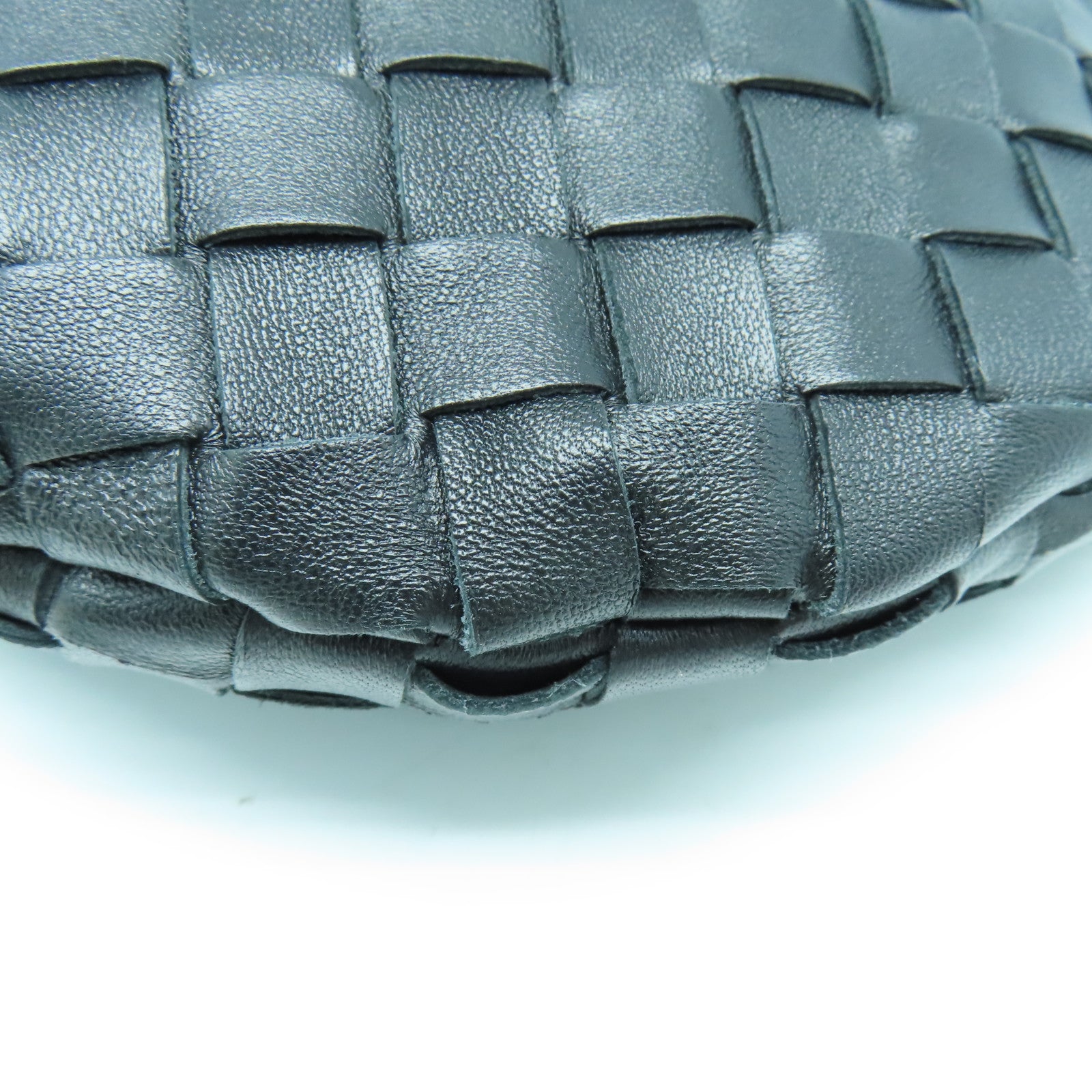 BOTTEGA VENETA 织纹皮革Handbag金扣手挽袋黑色