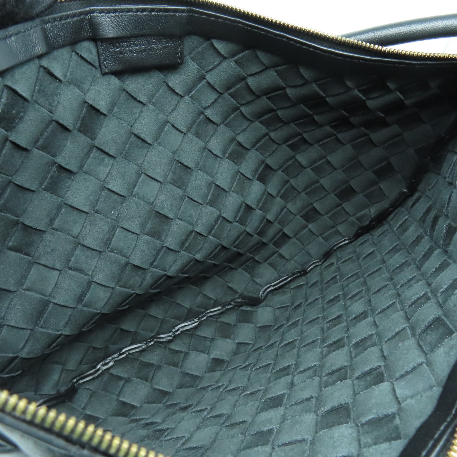 BOTTEGA VENETA 织纹皮革Handbag金扣手挽袋黑色