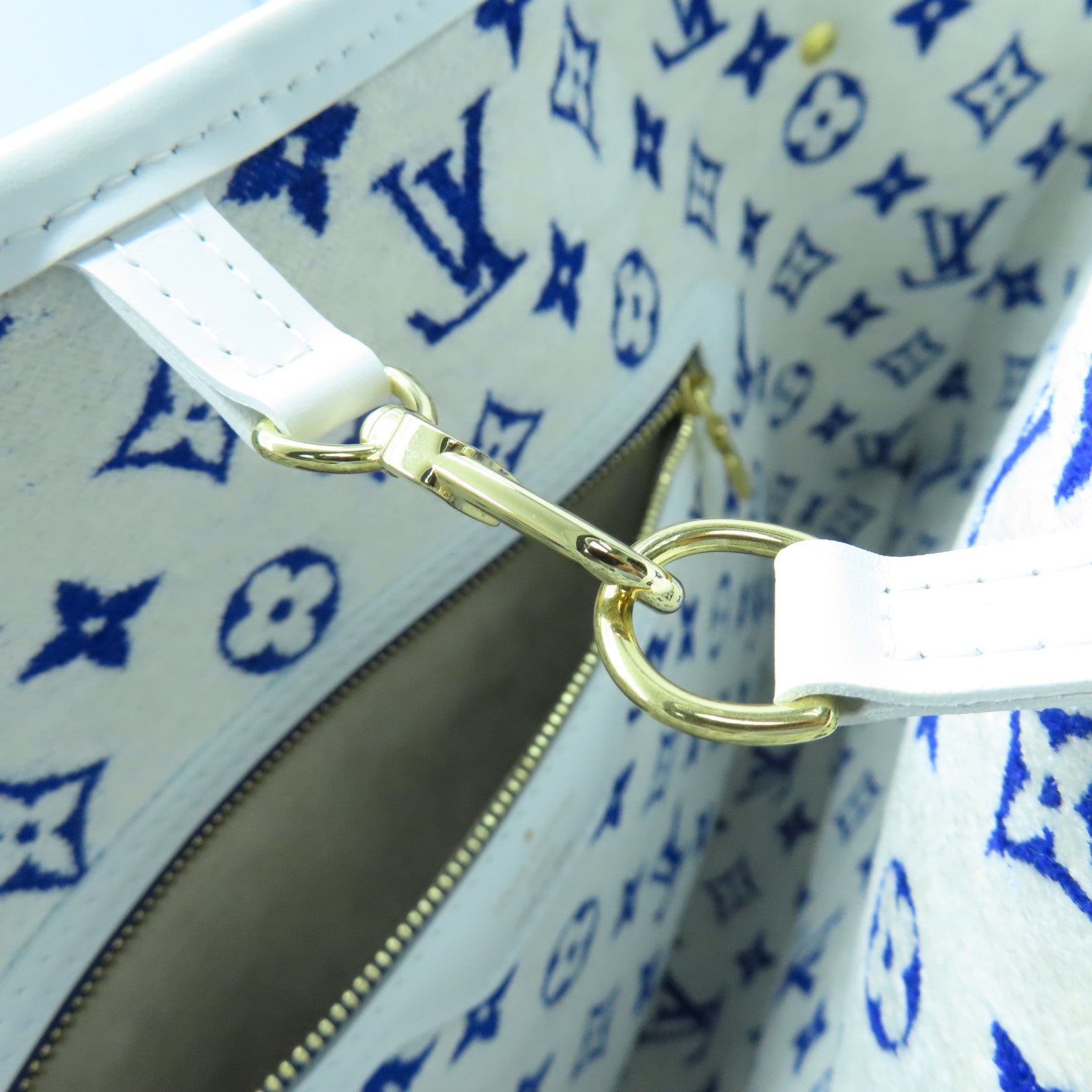 LOUIS VUITTON Jacquard Canvas/Leather Neverfull MM Gold Buckle Handle Bag White/Blue
