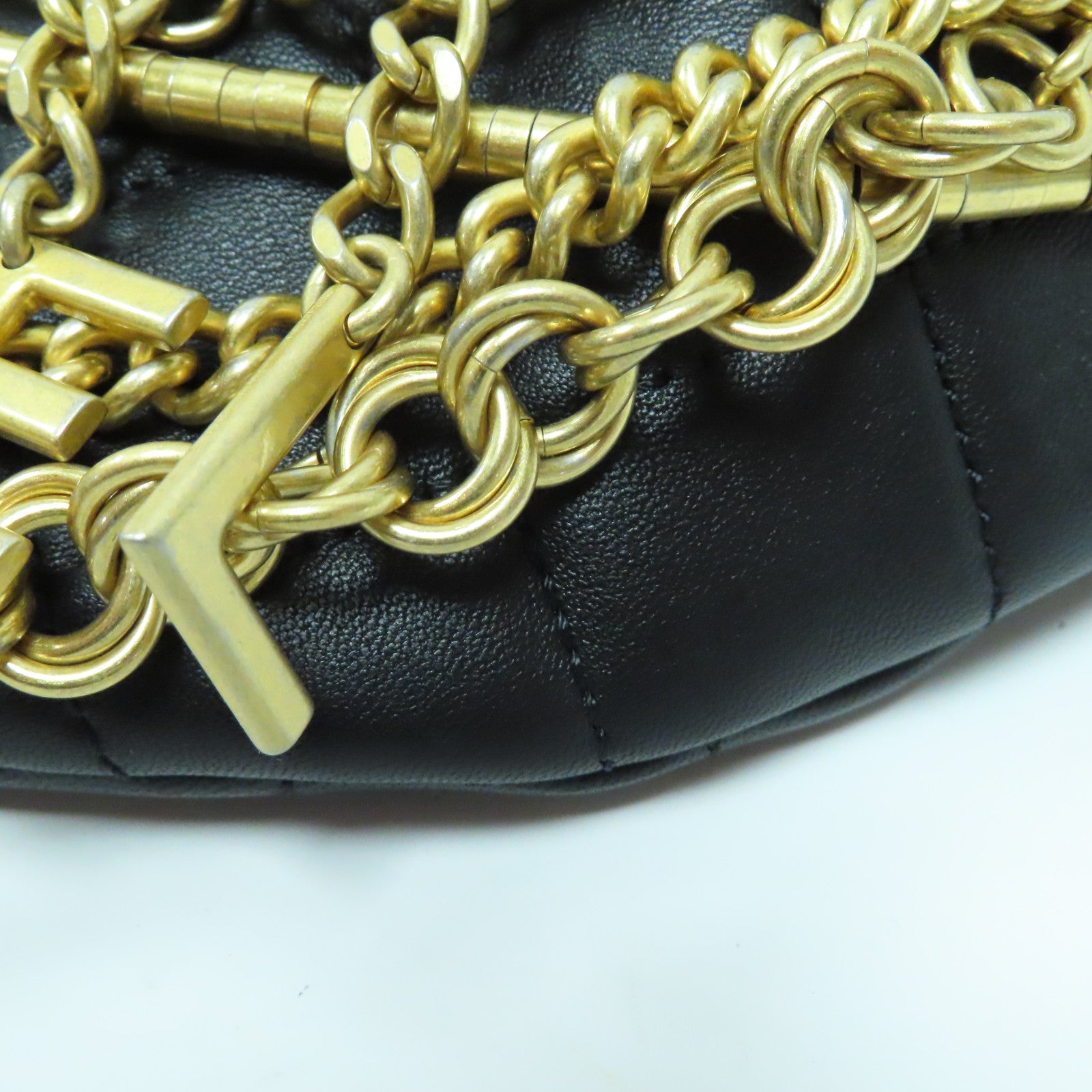 CHANEL 菱格羊皮皮革Waist Bag金扣鏈帶腰包黑色