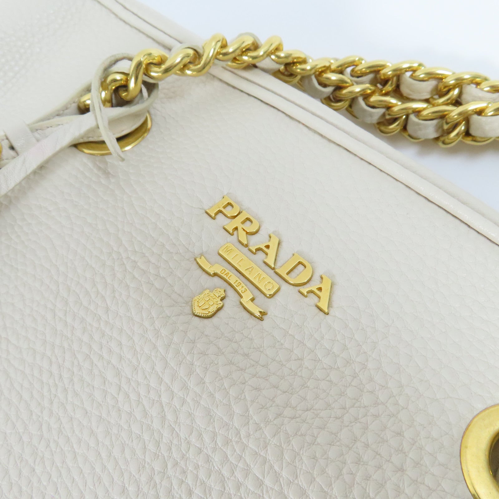 PRADA 牛皮皮革Shoulder Bag金扣鏈帶肩背袋米色