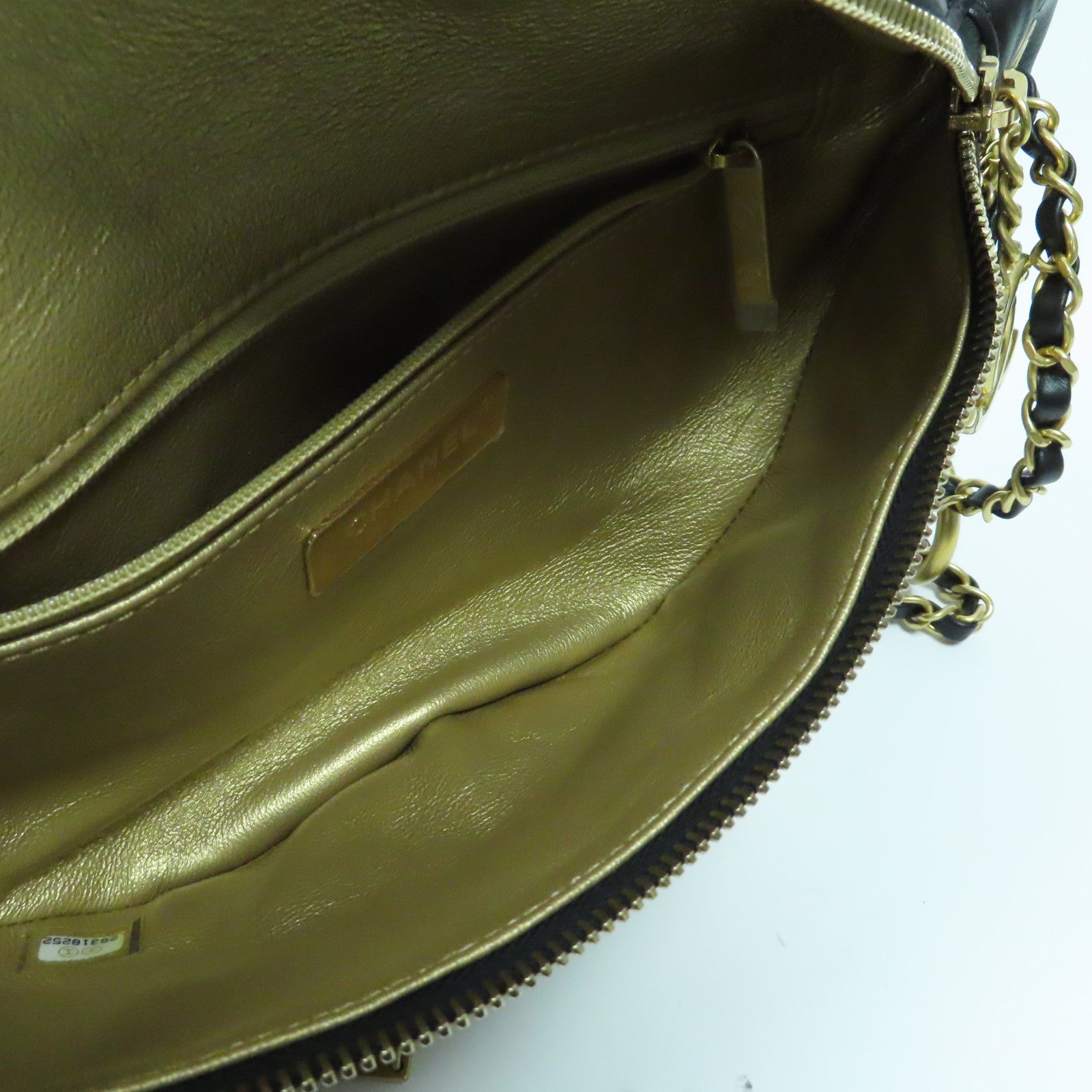 CHANEL 菱格羊皮皮革Waist Bag金扣鏈帶腰包黑色