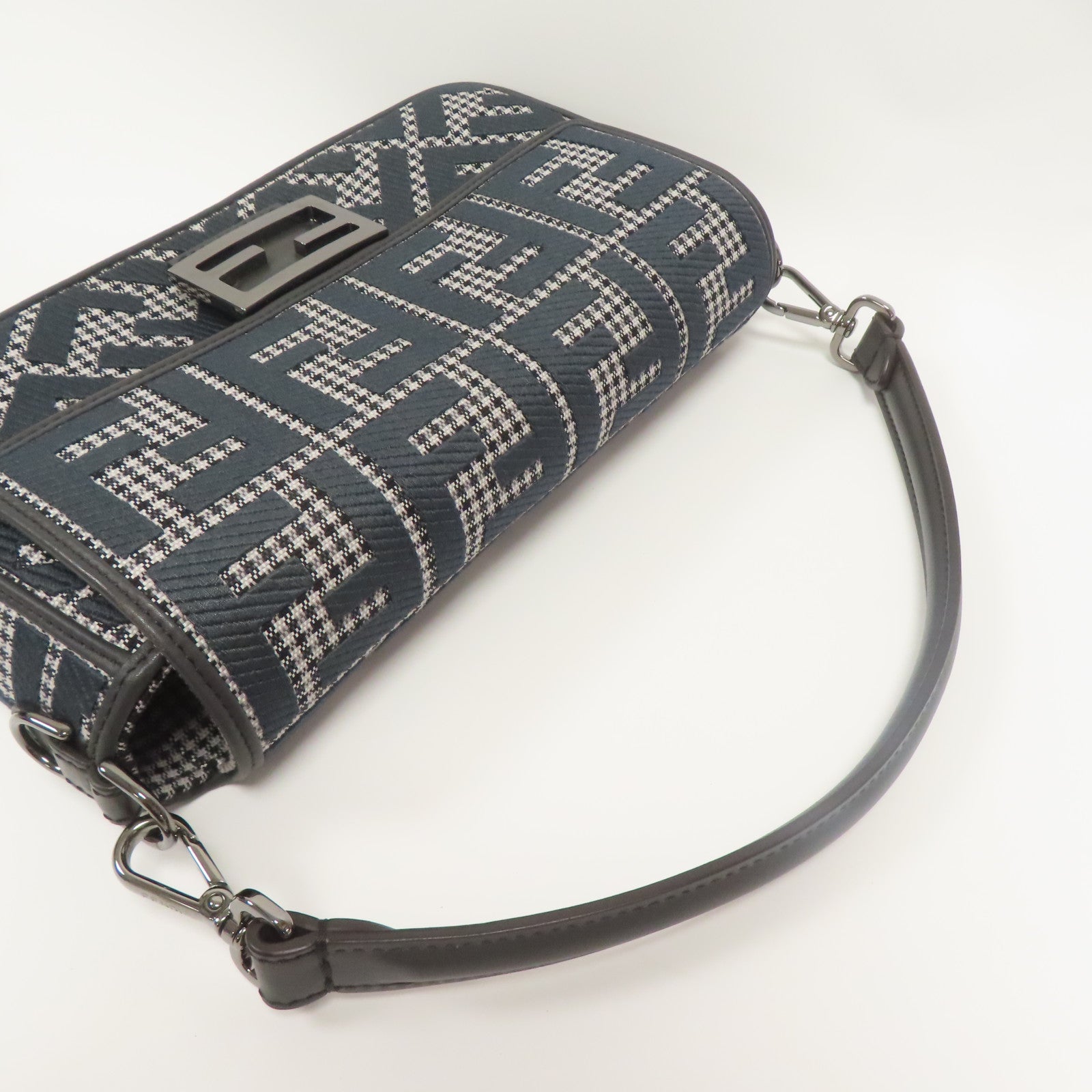 FENDI 帆布/牛皮皮革2 Way Shoulder銀扣手挽肩背兩用袋灰色