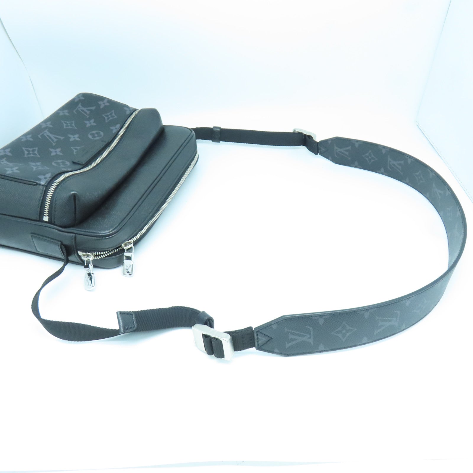 LOUIS VUITTON Monogram Graphite Outdoor Silver Buckle Shoulder Bag Black