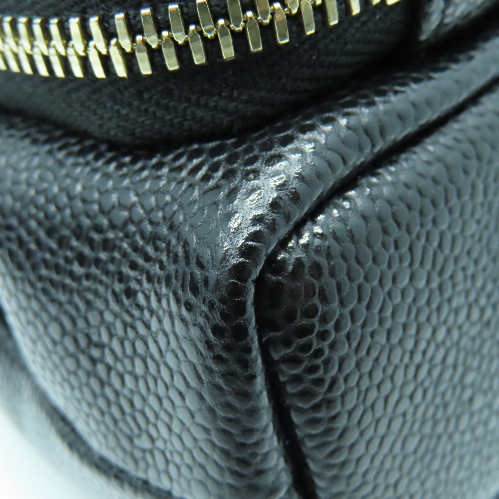 CHANEL 菱格Caviar皮革Chain Shoulder Bag金扣链带肩背袋黑色