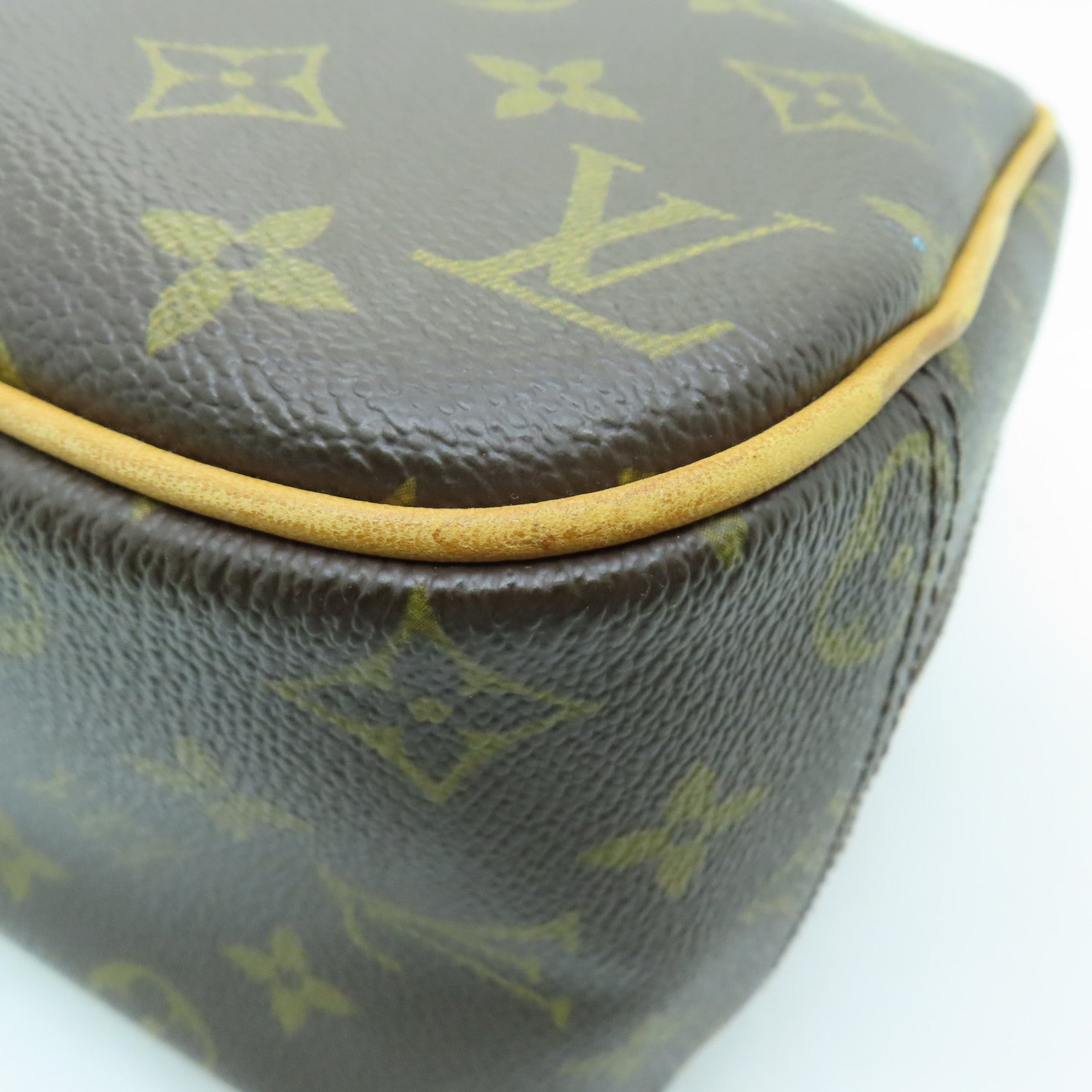 LOUIS VUITTON Monogram Trouville金扣手挽袋啡色