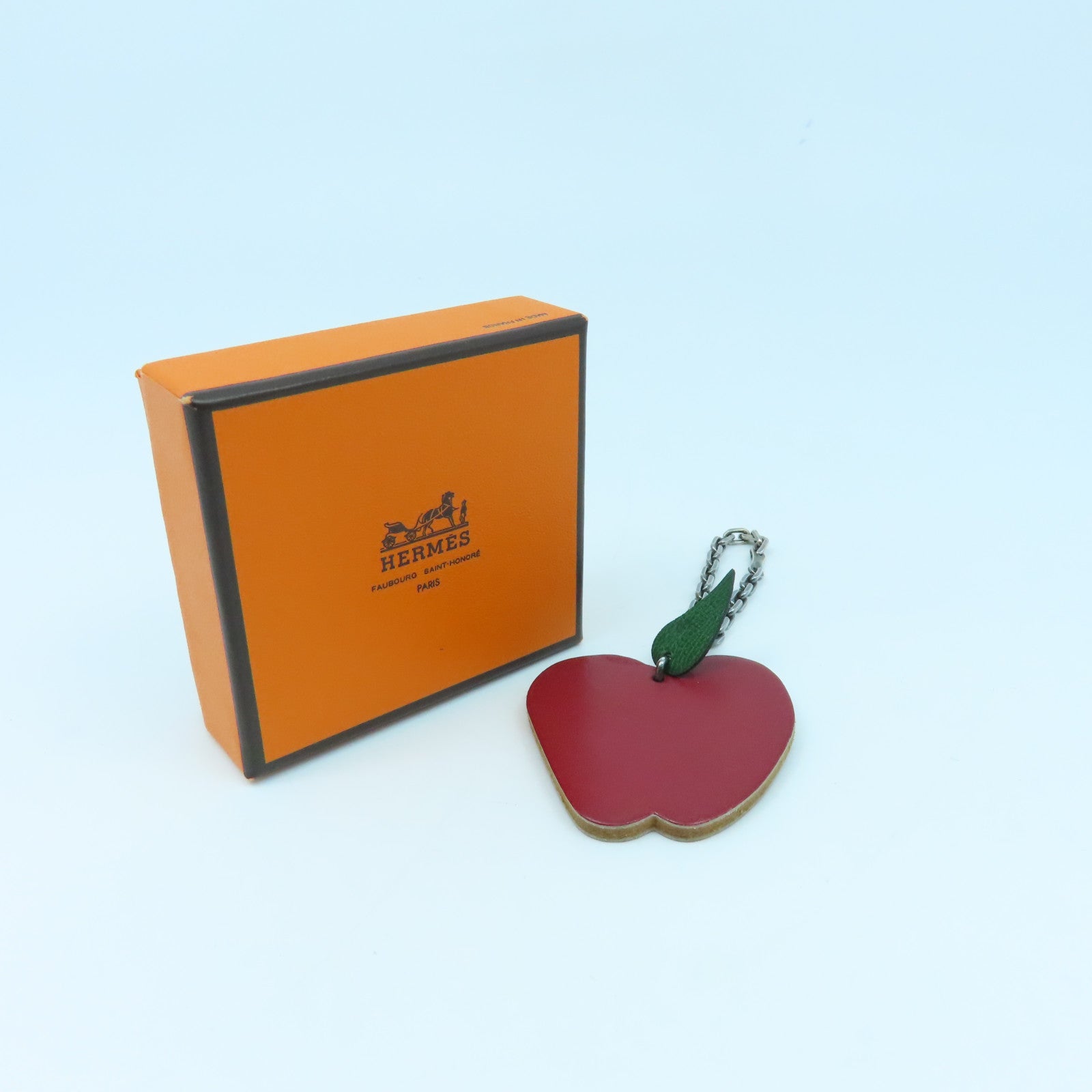 HERMES 牛皮皮革Charm蘋果掛飾紅色