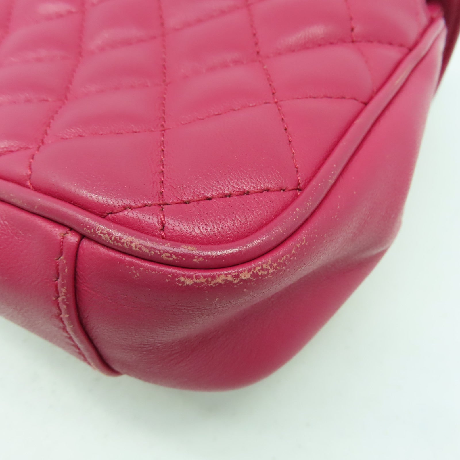 CHANEL 菱格羊皮皮革Chain Shoulder Bag金扣肩背袋紫紅色