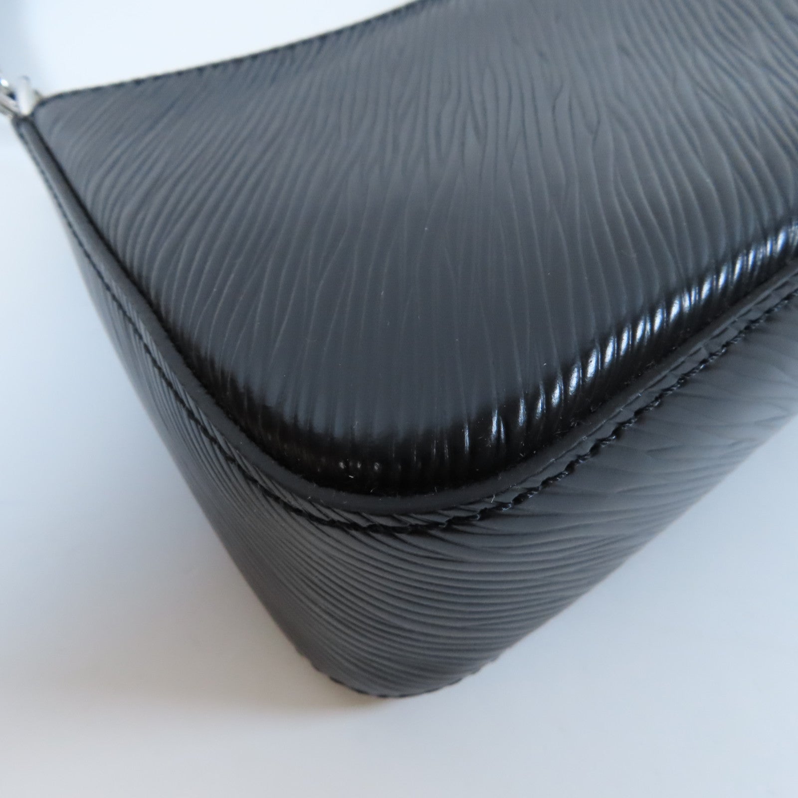 LOUIS VUITTON Epi皮革LV x YK Marellini銀扣手挽肩背兩用袋黑色