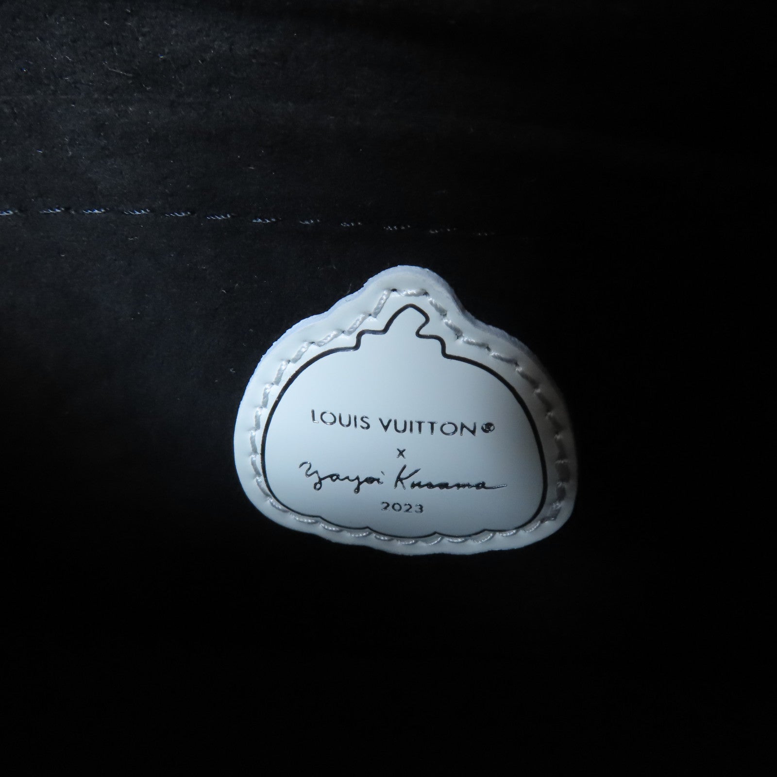 LOUIS VUITTON Epi皮革LV x YK Marellini銀扣手挽肩背兩用袋黑色