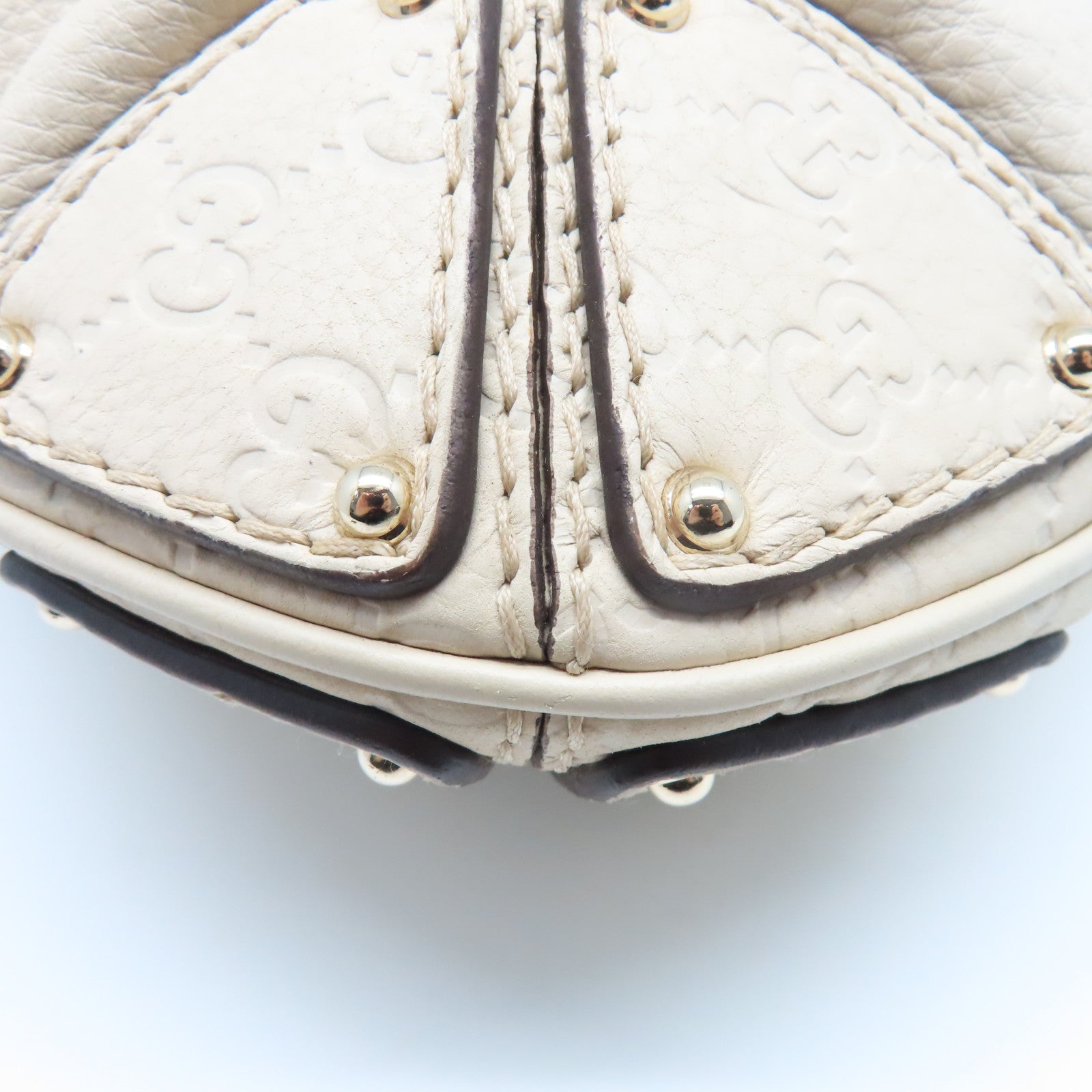 GUCCI 牛皮皮革Shoulder Bag金扣肩背袋奶油白