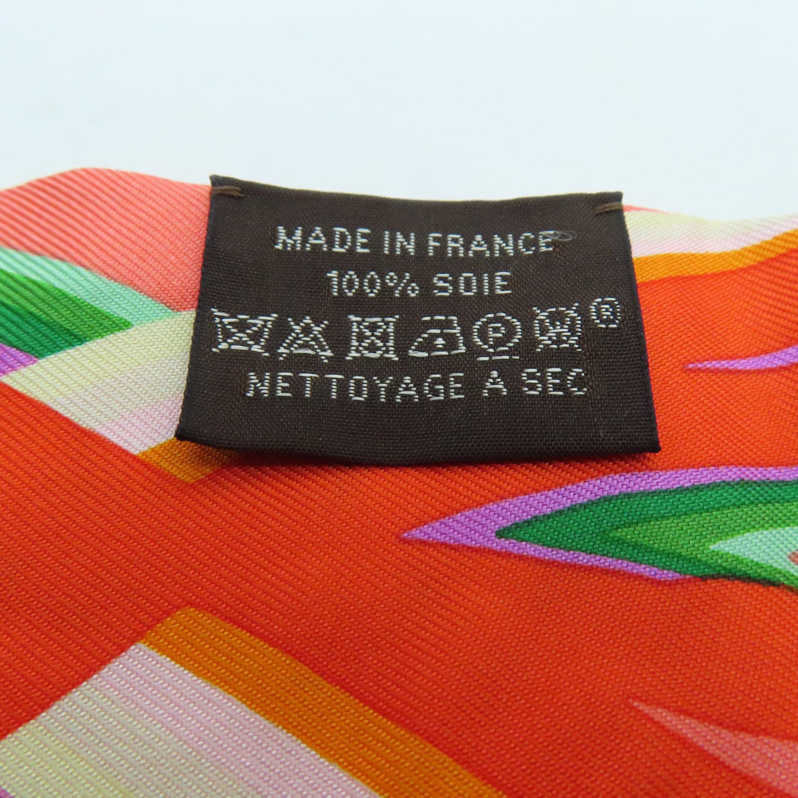 HERMES Silk Twilly Scarf Color